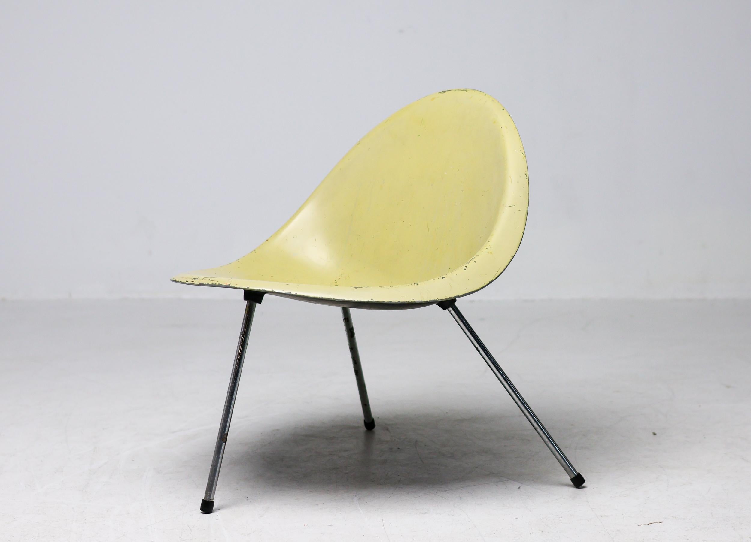 Poul Kjaerholm 1953 Stuhl aus geformtem Aluminium im Angebot 10