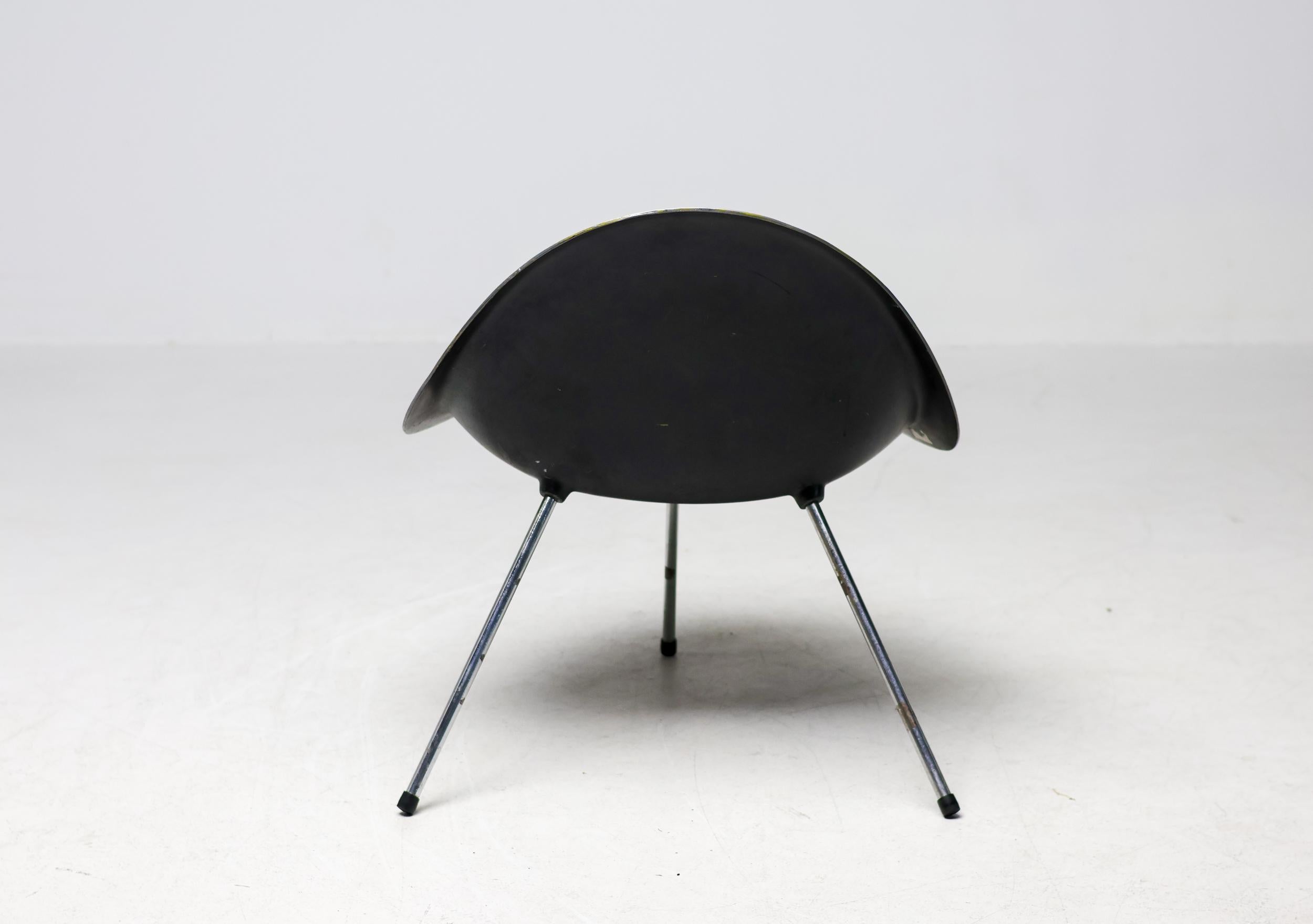 Poul Kjaerholm 1953 Stuhl aus geformtem Aluminium (Mitte des 20. Jahrhunderts) im Angebot
