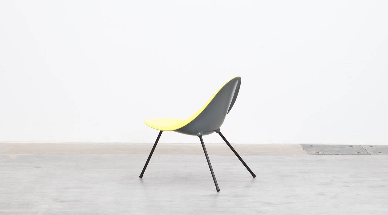 Contemporary Poul Kjaerholm Aluminum Chair In Good Condition For Sale In Frankfurt, Hessen, DE