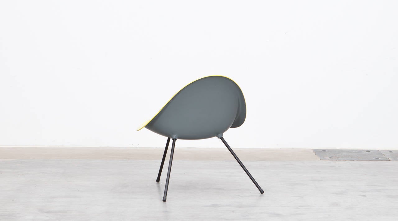 Contemporary Poul Kjaerholm Aluminum Chair For Sale 1
