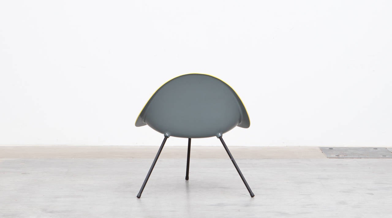 Contemporary Poul Kjaerholm Aluminum Chair For Sale 2
