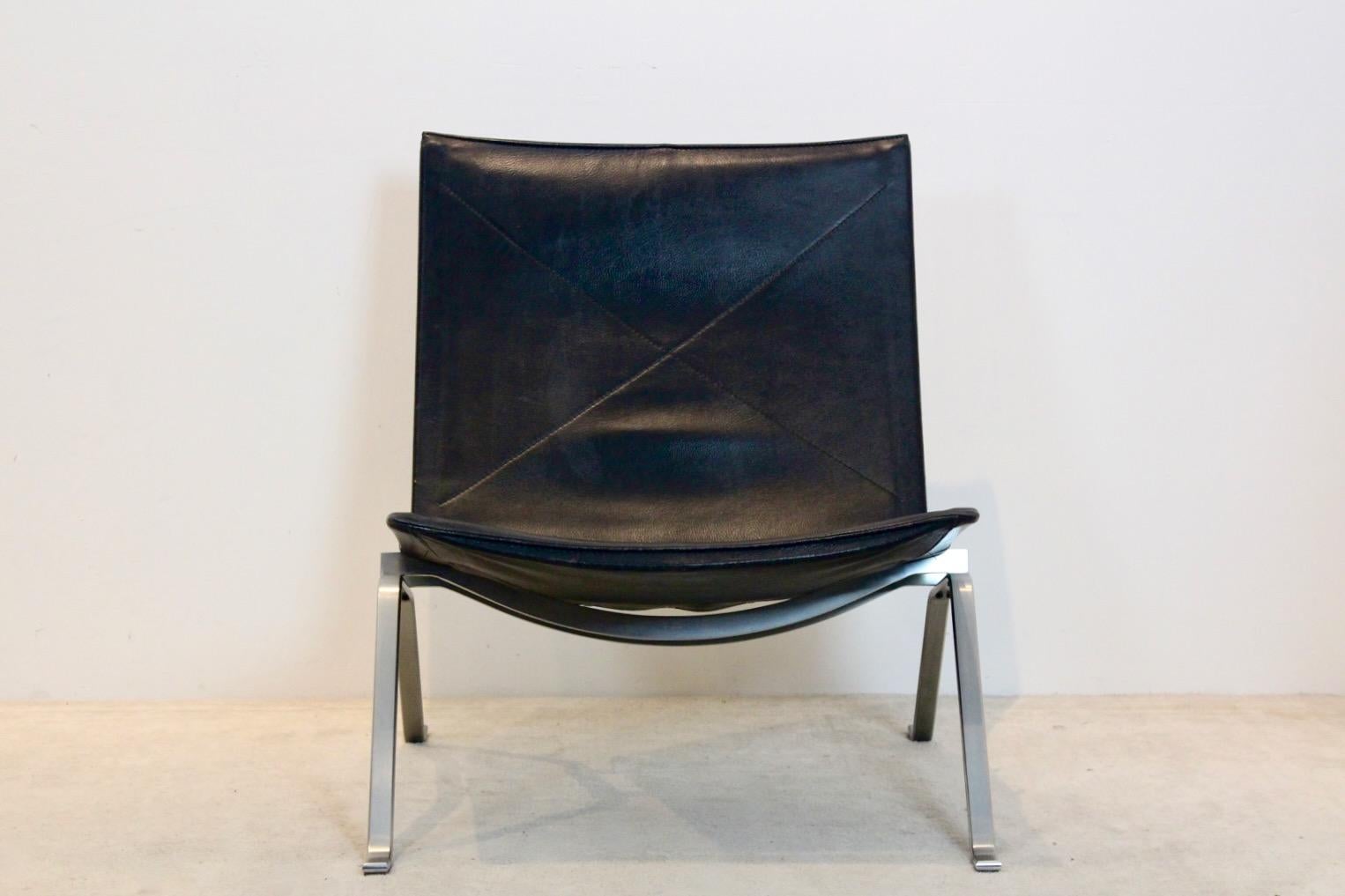 Danish Poul Kjærholm Black Leather PK22 Chair for Fritz Hansen