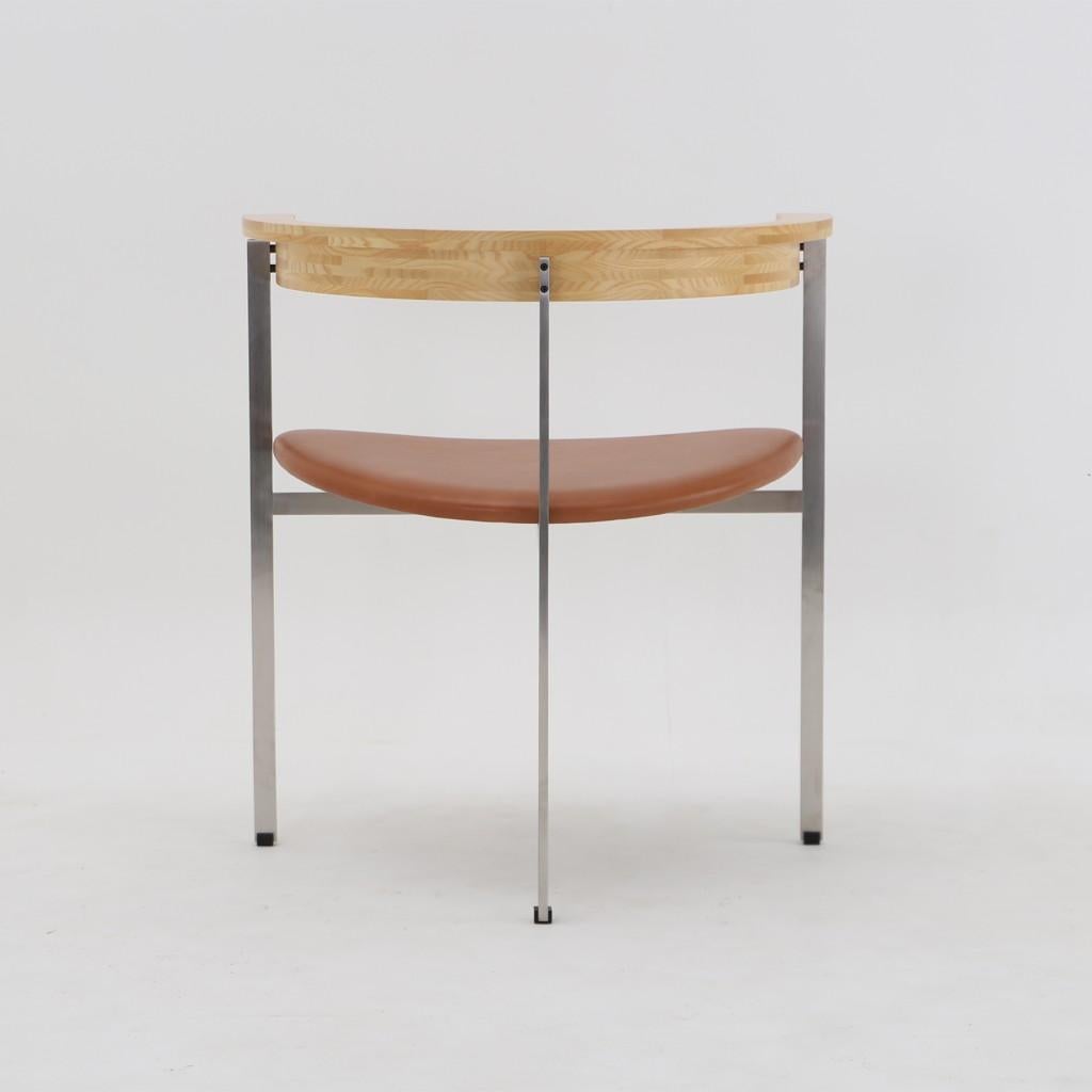Scandinavian Modern Poul Kjaerholm / Chair. PK11 / Fritz Hansen For Sale