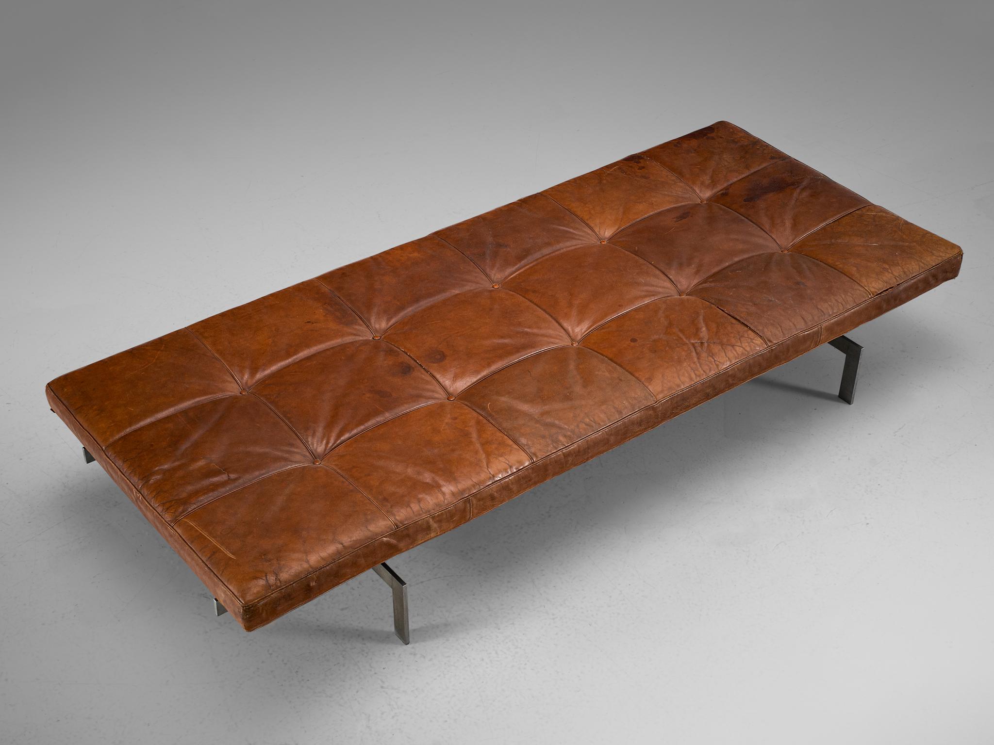 Poul Kjærholm Daybed Pk80 in Patinated Cognac Leather In Good Condition In Waalwijk, NL
