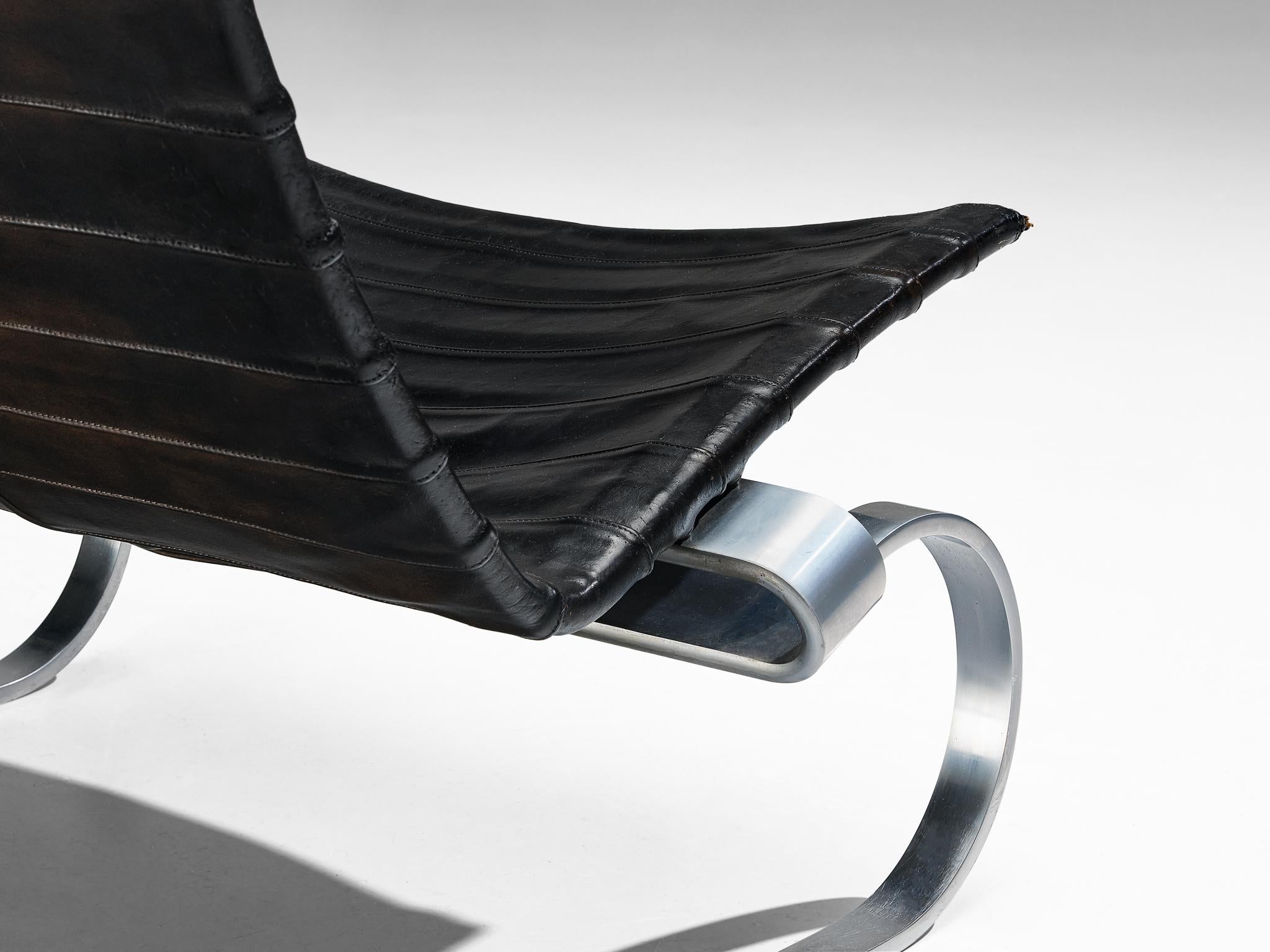 Poul Kjærholm for E. Kold Christensen Pair of 'PK20' Lounge Chairs in Leather For Sale 1