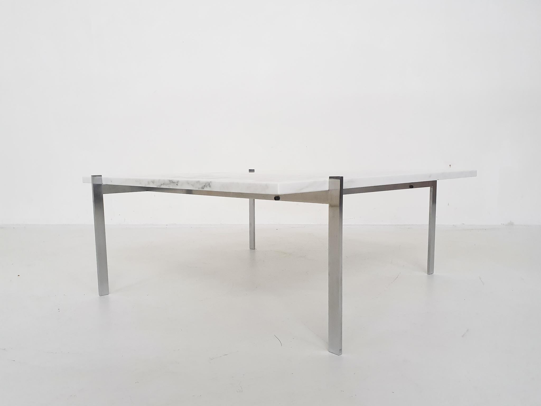 Mid-Century Modern Table basse en marbre Statuario PK61 de Poul Kjaerholm pour E. Kold Christensen en vente