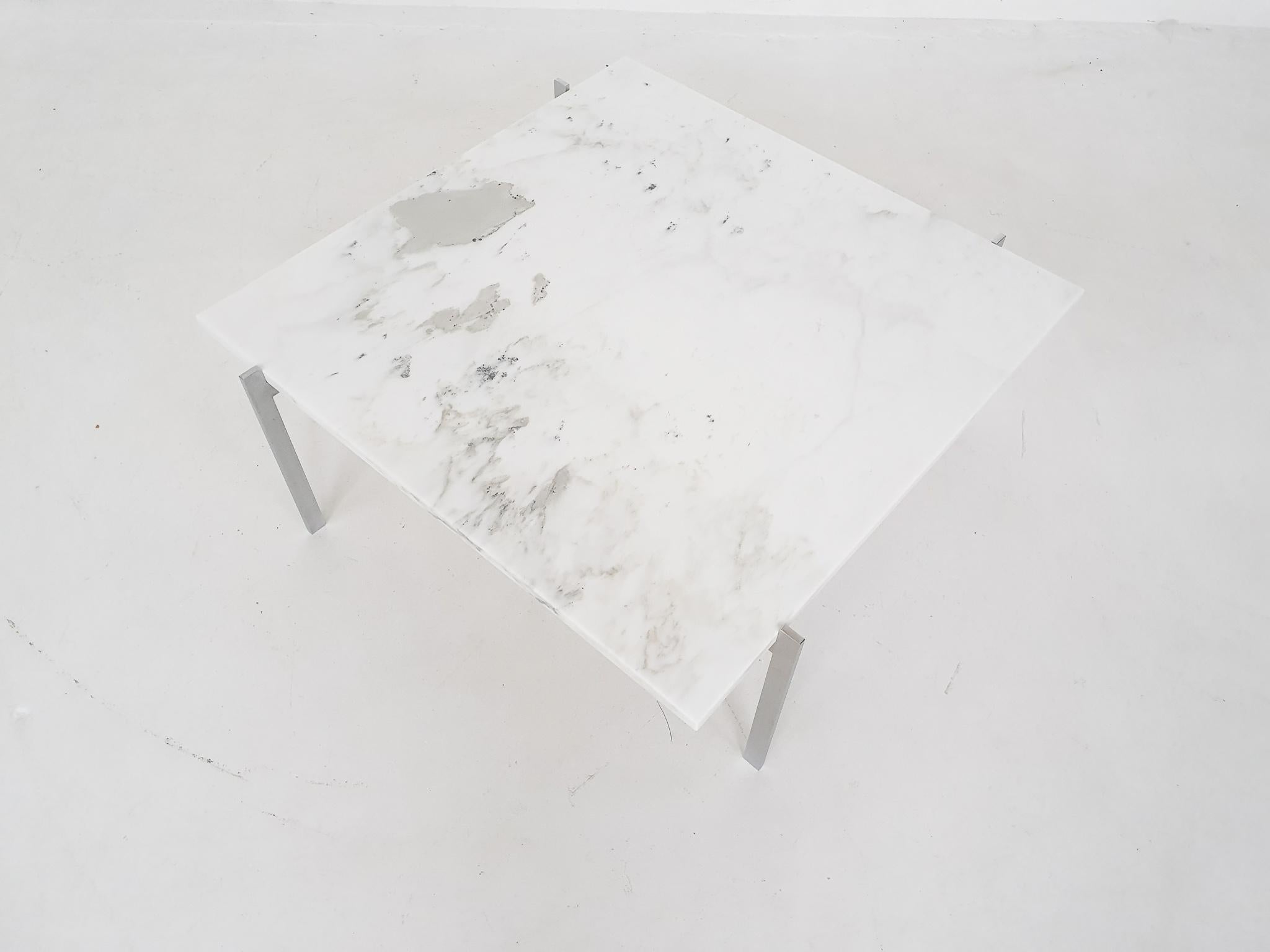 Table basse en marbre Statuario PK61 de Poul Kjaerholm pour E. Kold Christensen en vente 2