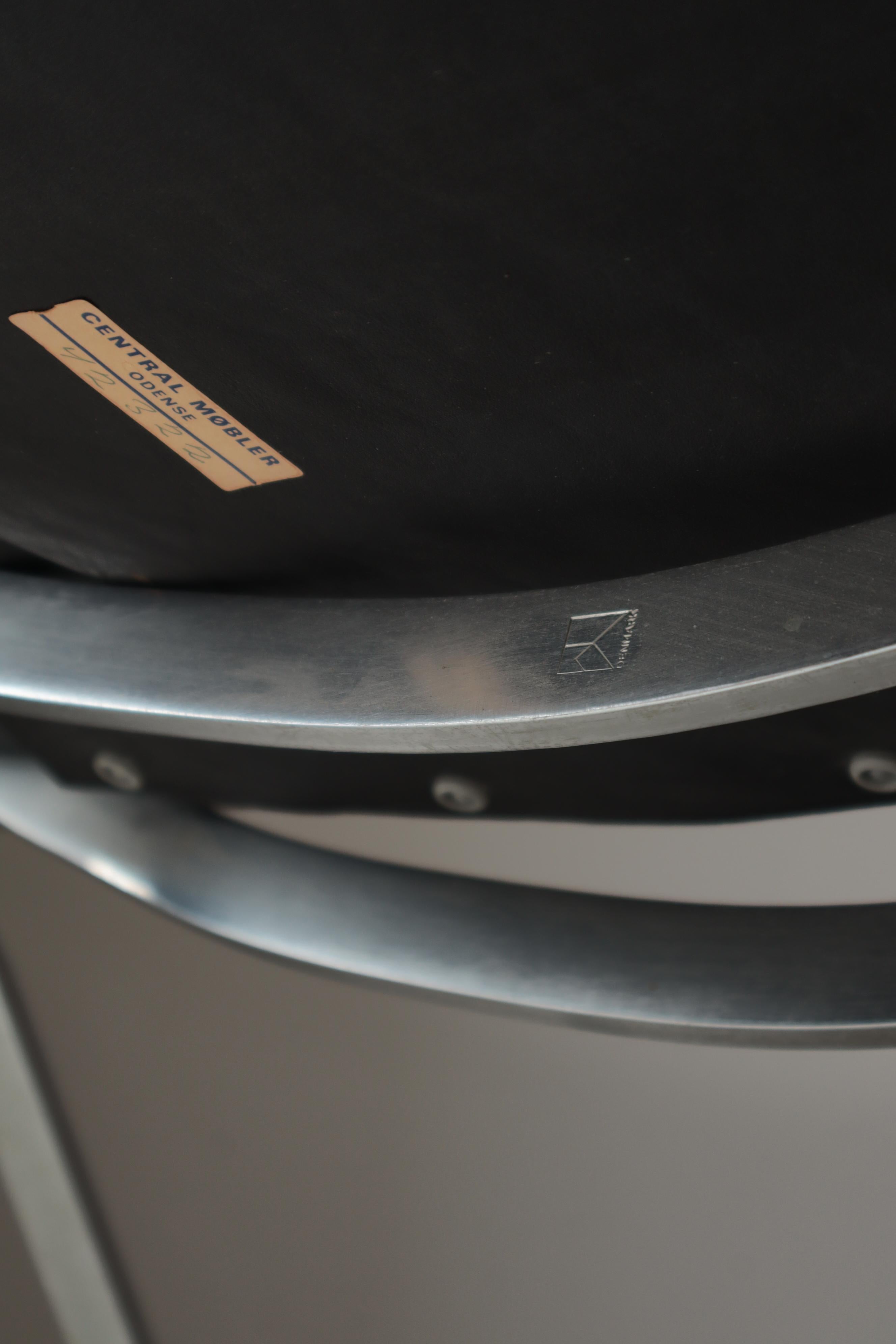 Poul Kjærholm Loungesessel 