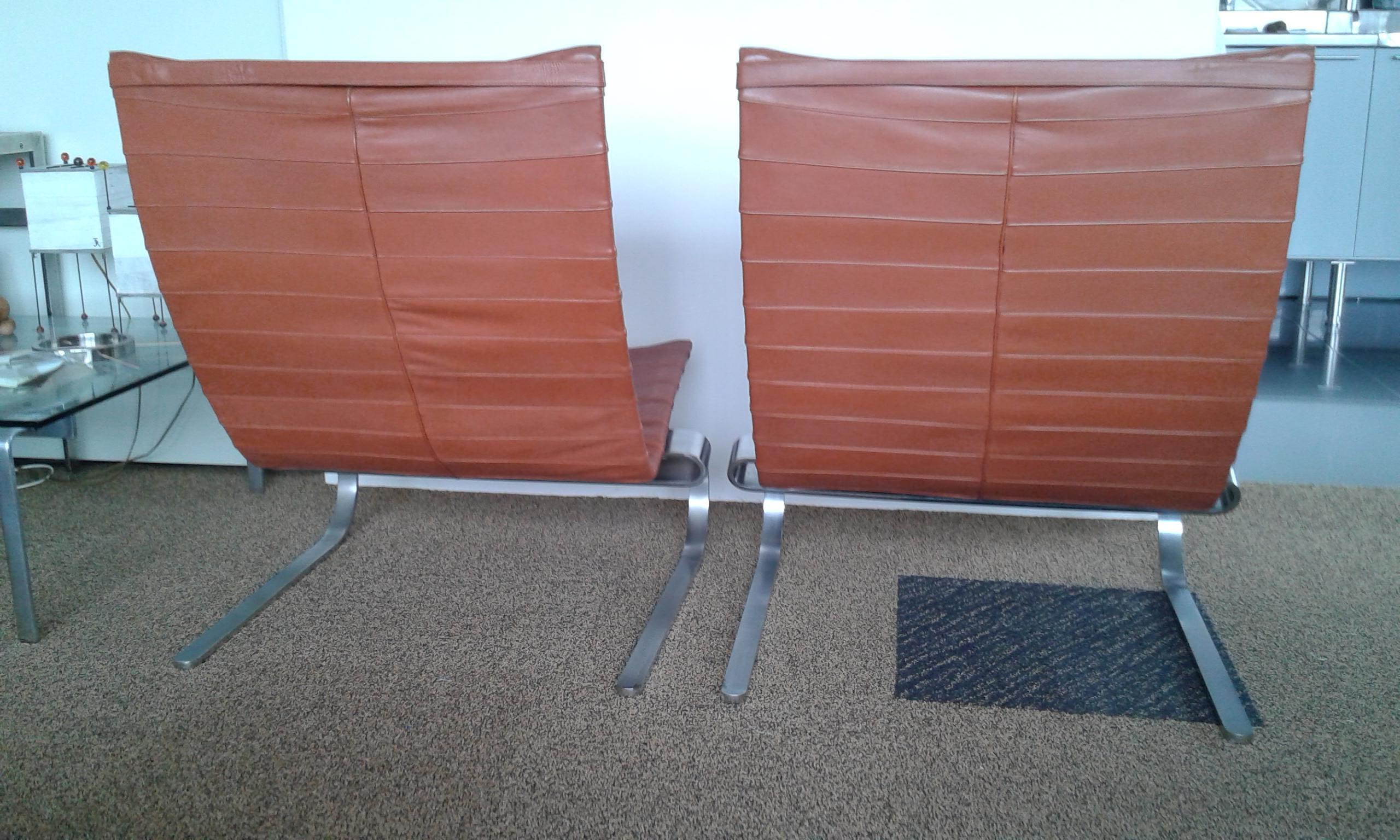 Paire de fauteuils de salon PK20 en cuir Poul Kjaerholm pour E. Kold Christensen Bon état - En vente à WIJCKEL, NL