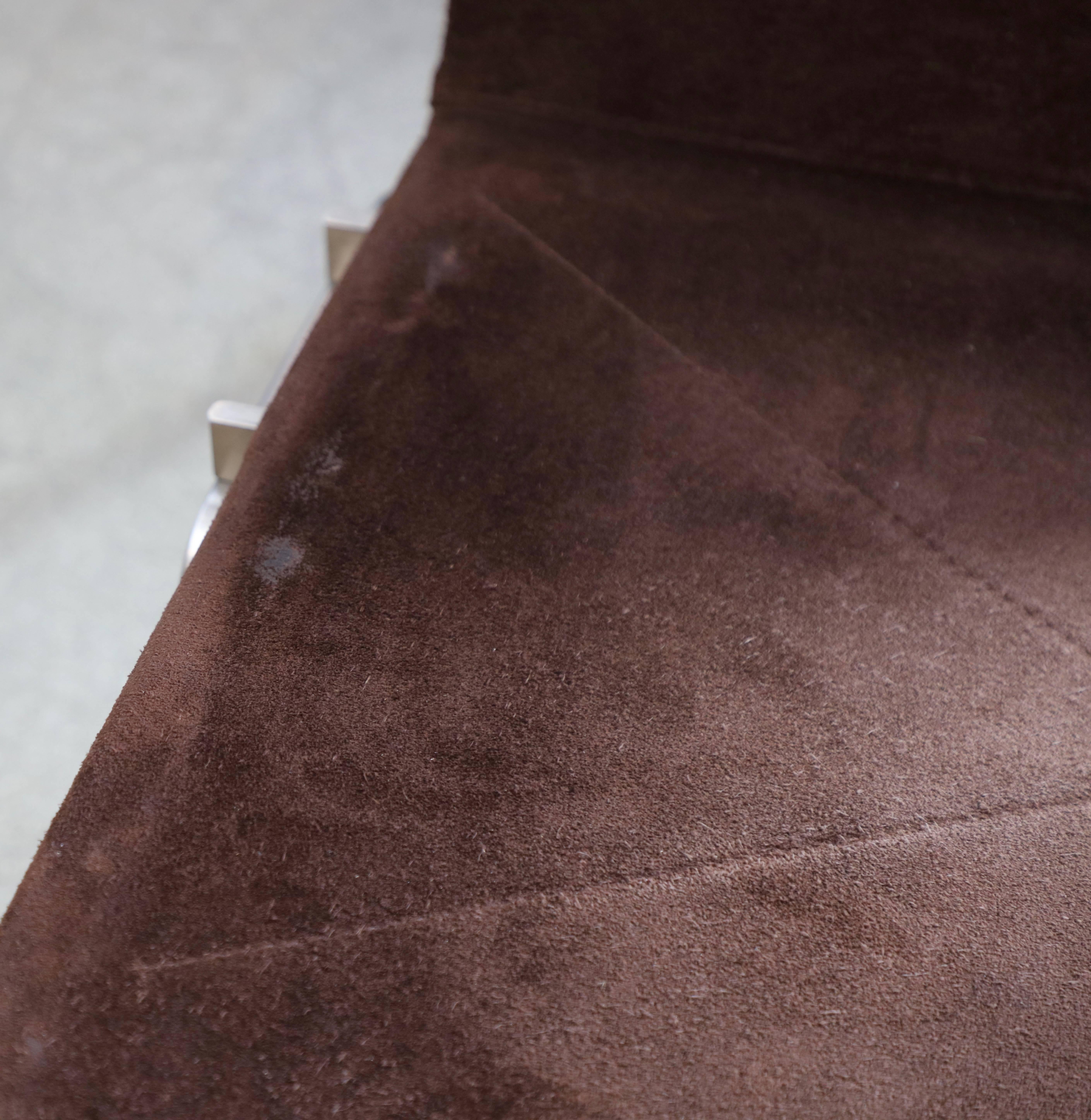 Poul Kjaerholm PK 22 Stuhl von Fritz Hansen in braunem Wildleder (21. Jahrhundert und zeitgenössisch)