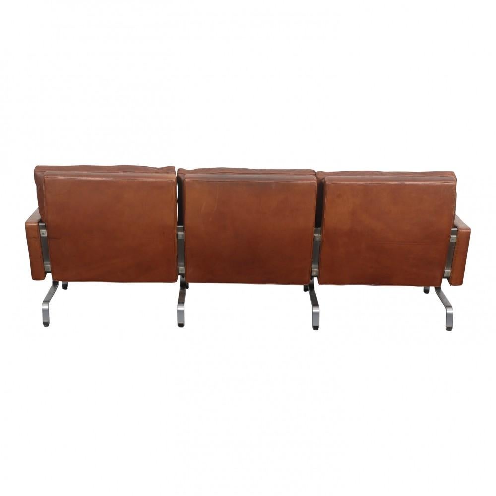 Scandinavian Modern Poul Kjærholm PK-31/3 sofa with patinated brown leather from Kold Christensen