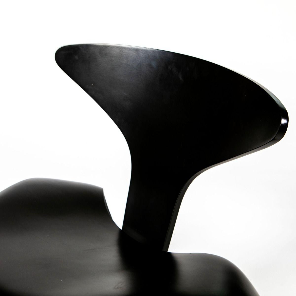 Poul Kjærholm – PK0 Lounge Chair (Limited Edition) For Sale 2