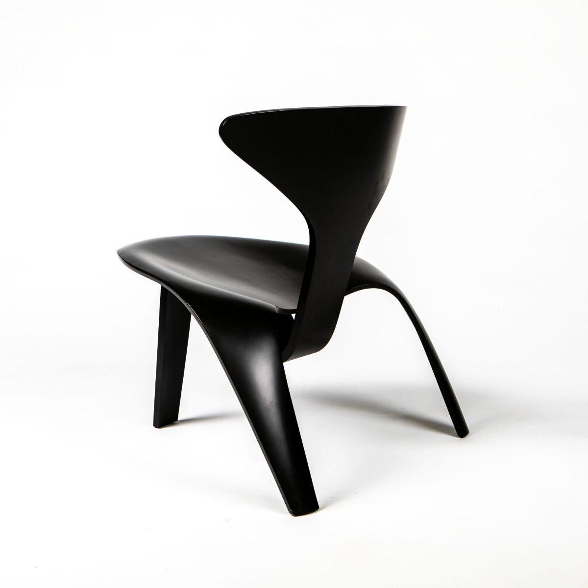 Laminated Poul Kjærholm – PK0 Lounge Chair (Limited Edition) For Sale