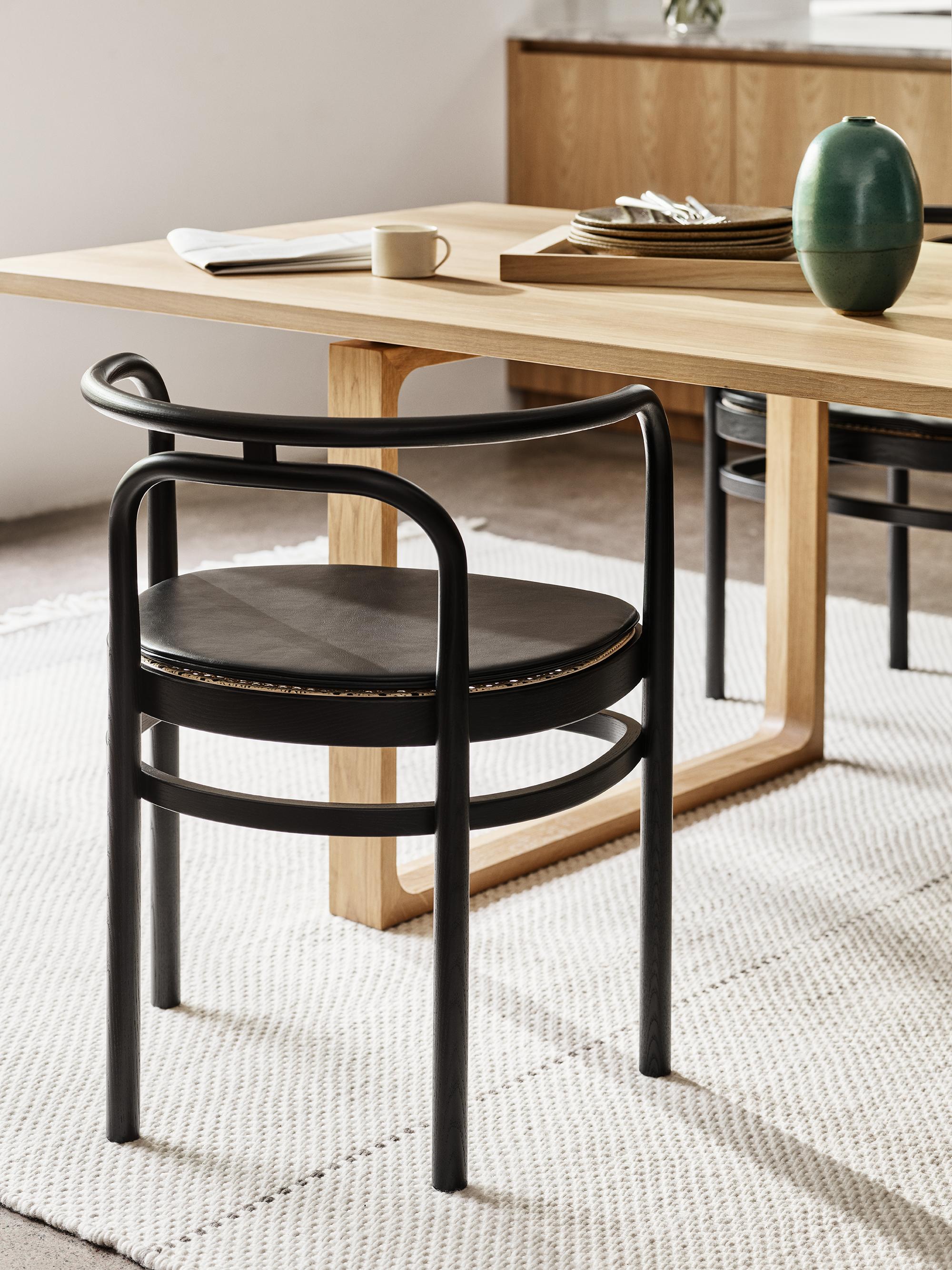 Lacquered Poul Kjærholm 'PK15' Chair for Fritz Hansen in Black Colored Ash For Sale