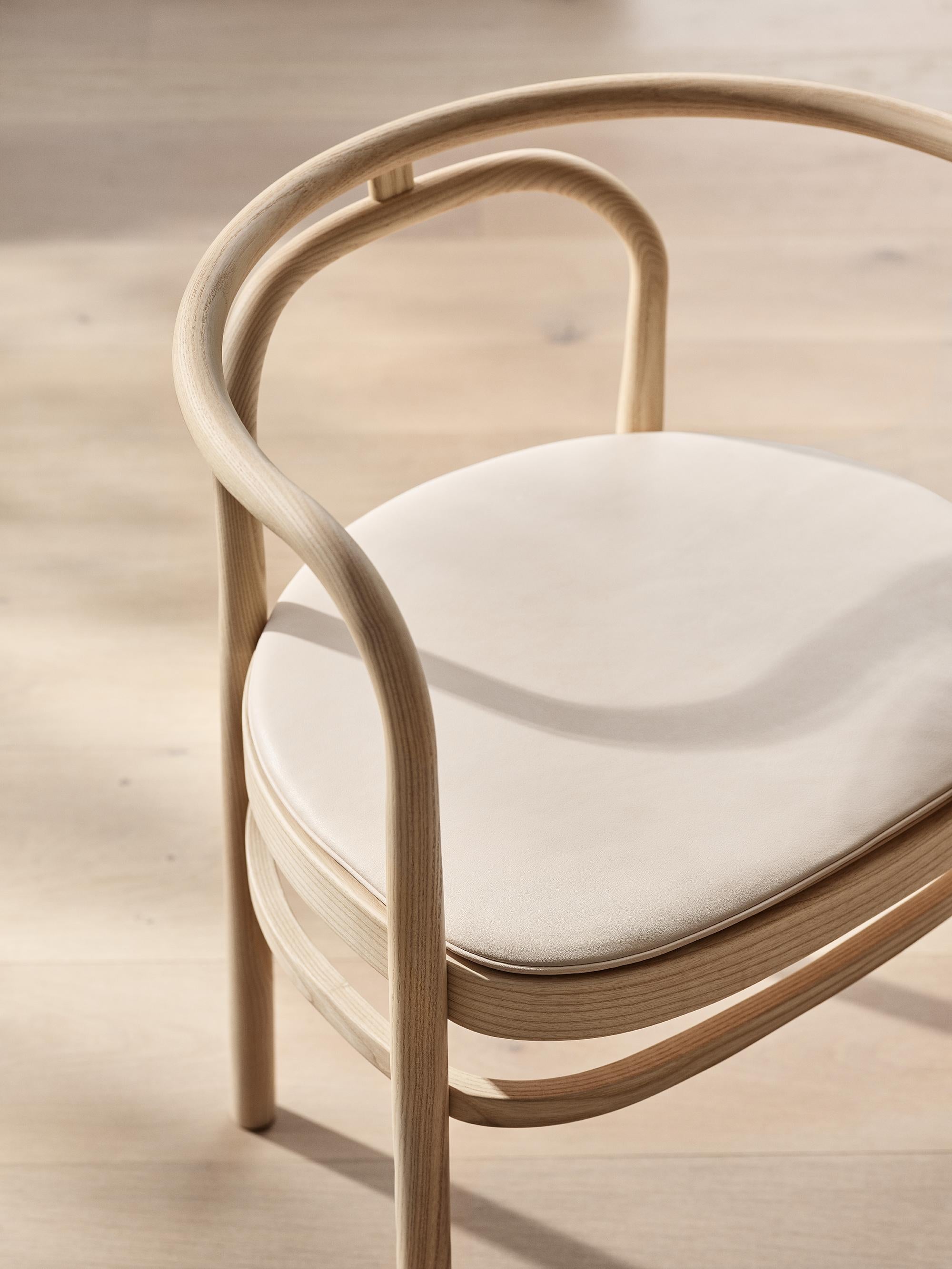 Poul Kjærholm 'PK15' Chair for Fritz Hansen in Clear Lacquered Ash For Sale 1