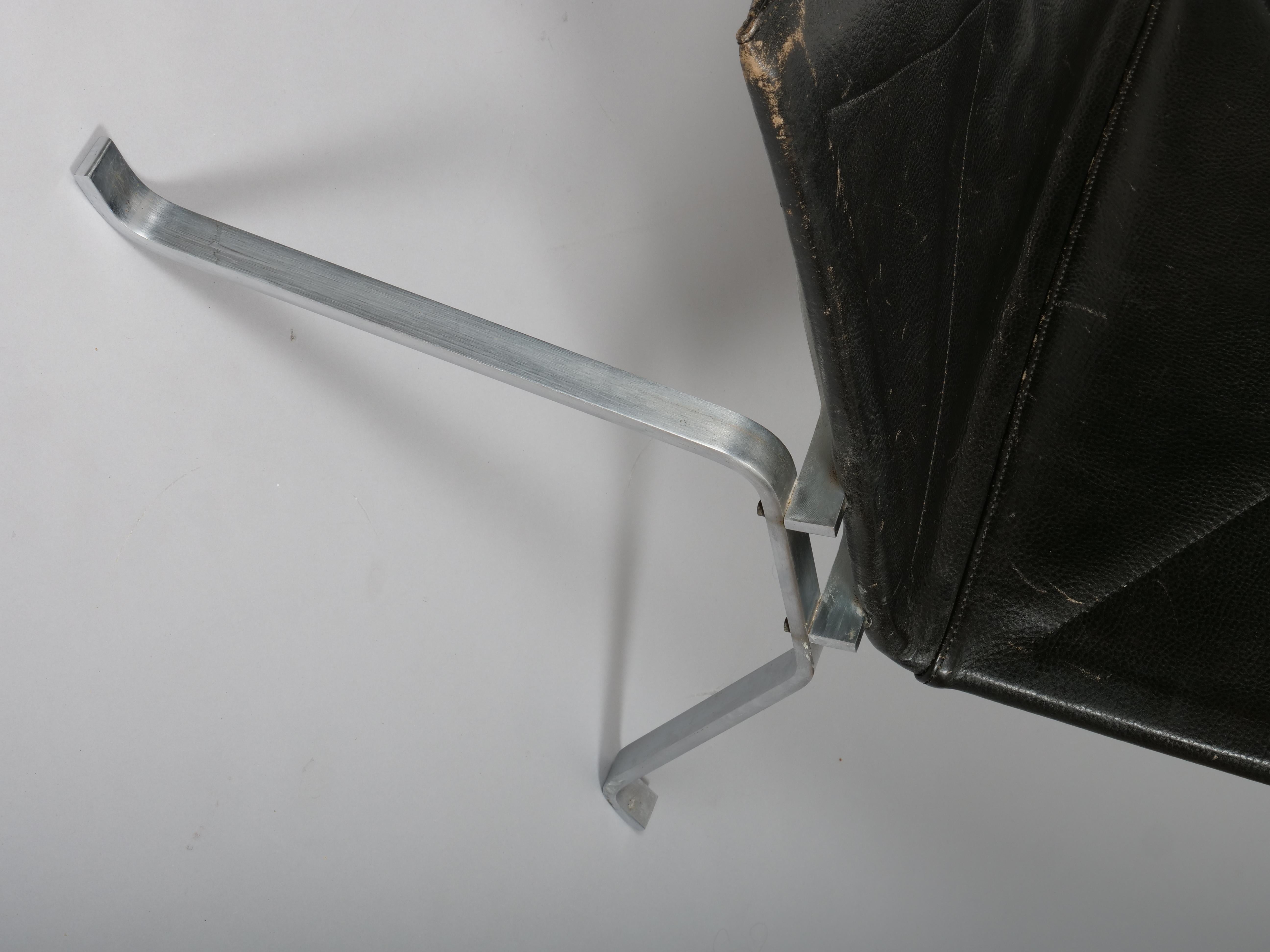 Poul Kjaerholm, PK22 schwarze Leder-Sessel für Fritz Hansen im Zustand „Gut“ im Angebot in London, GB