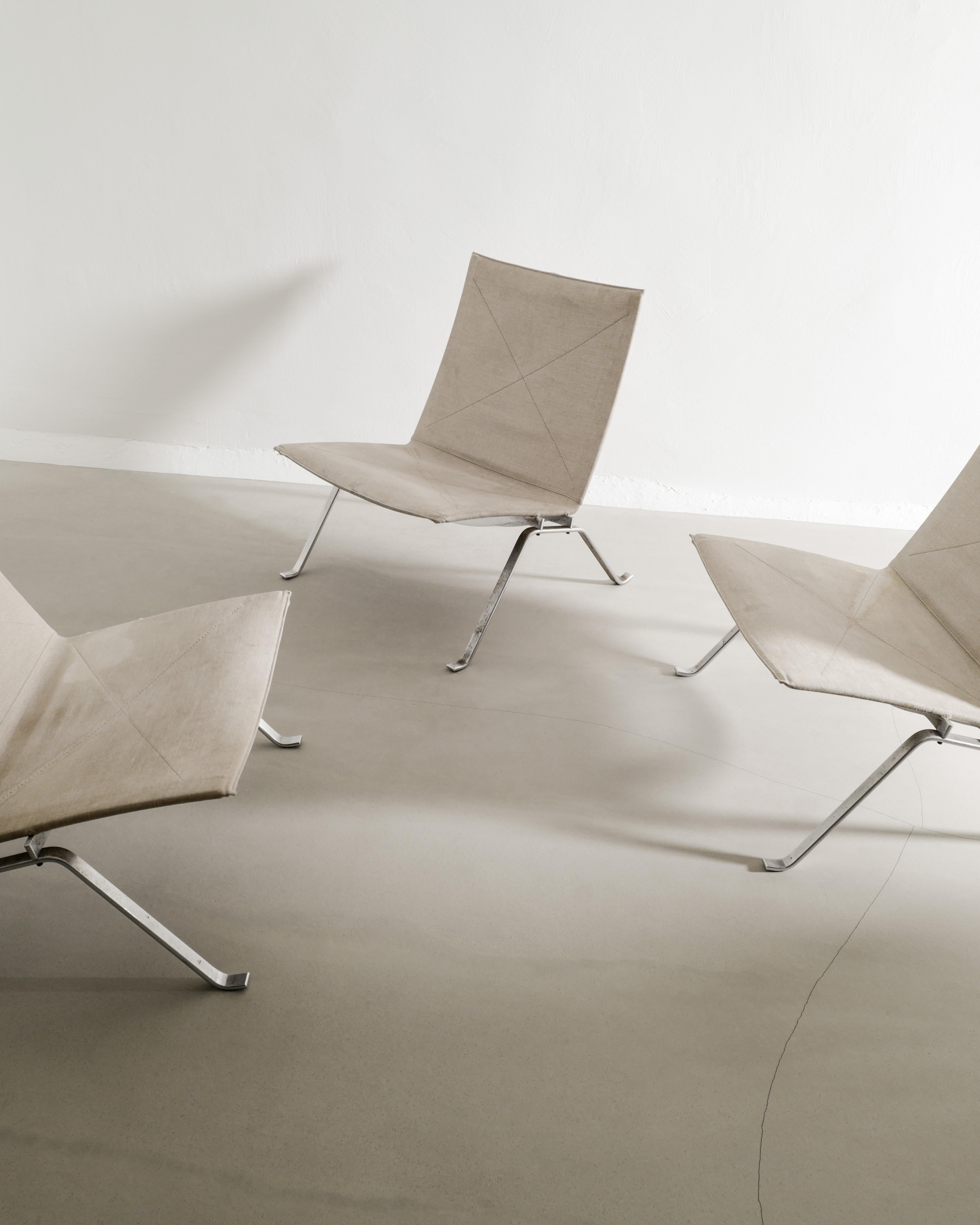 Poul Kjaerholm PK22 Easy Chair aus Stahl und Segeltuch von Fritz Hansen, Dänemark, 1997 (Ende des 20. Jahrhunderts) im Angebot