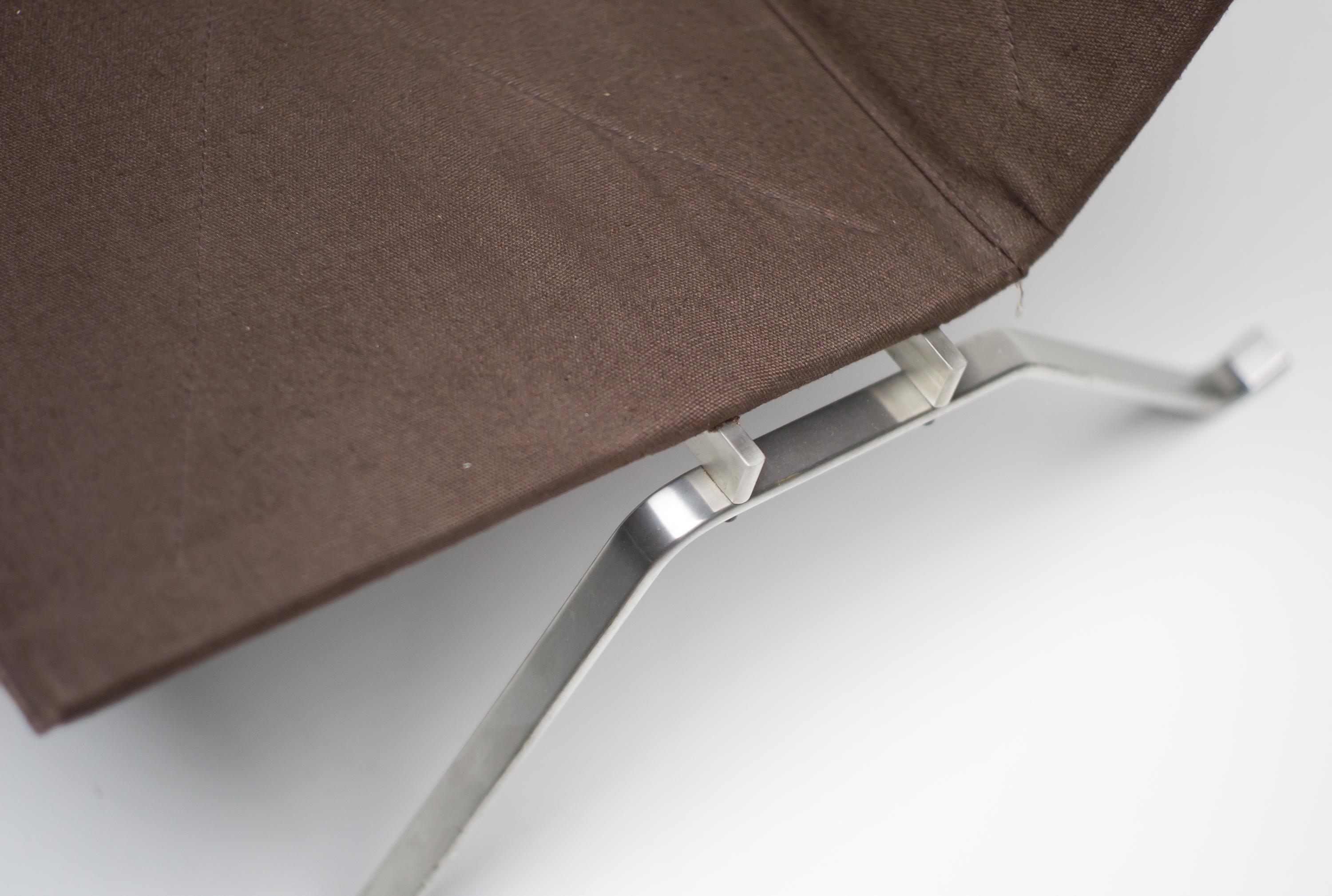 Contemporary Poul Kjaerholm PK22 in Canvas