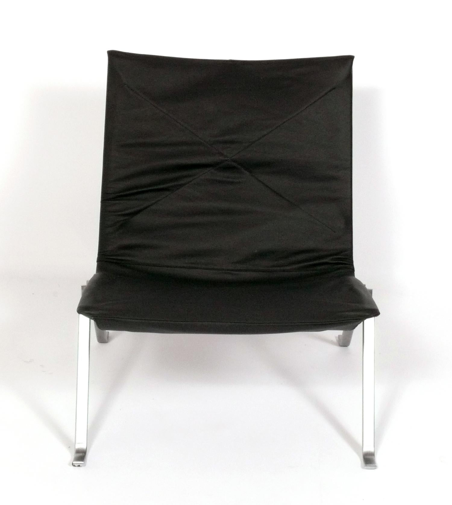 Poul Kjaerholm PK22 Lounge Chair in Black Leather E Kold Christensen PK 22 In Good Condition For Sale In Atlanta, GA