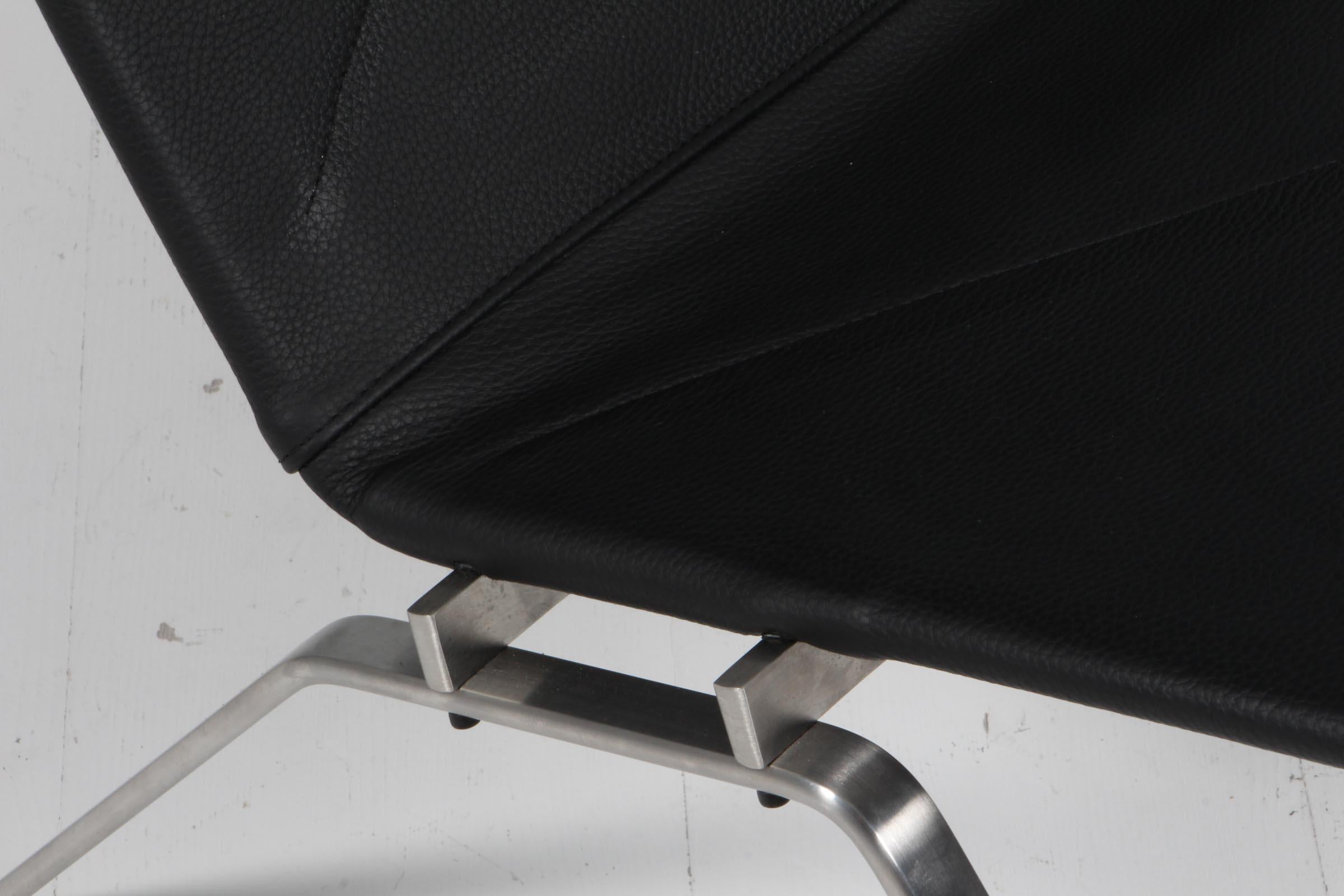 Danish Poul Kjærholm PK22 Lounge Chair, new upholstered
