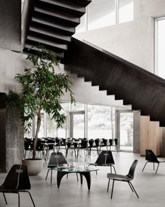 Sedia PK23 di Poul Kjaerholm in frassino nero e acciaio nero per Fritz Hansen