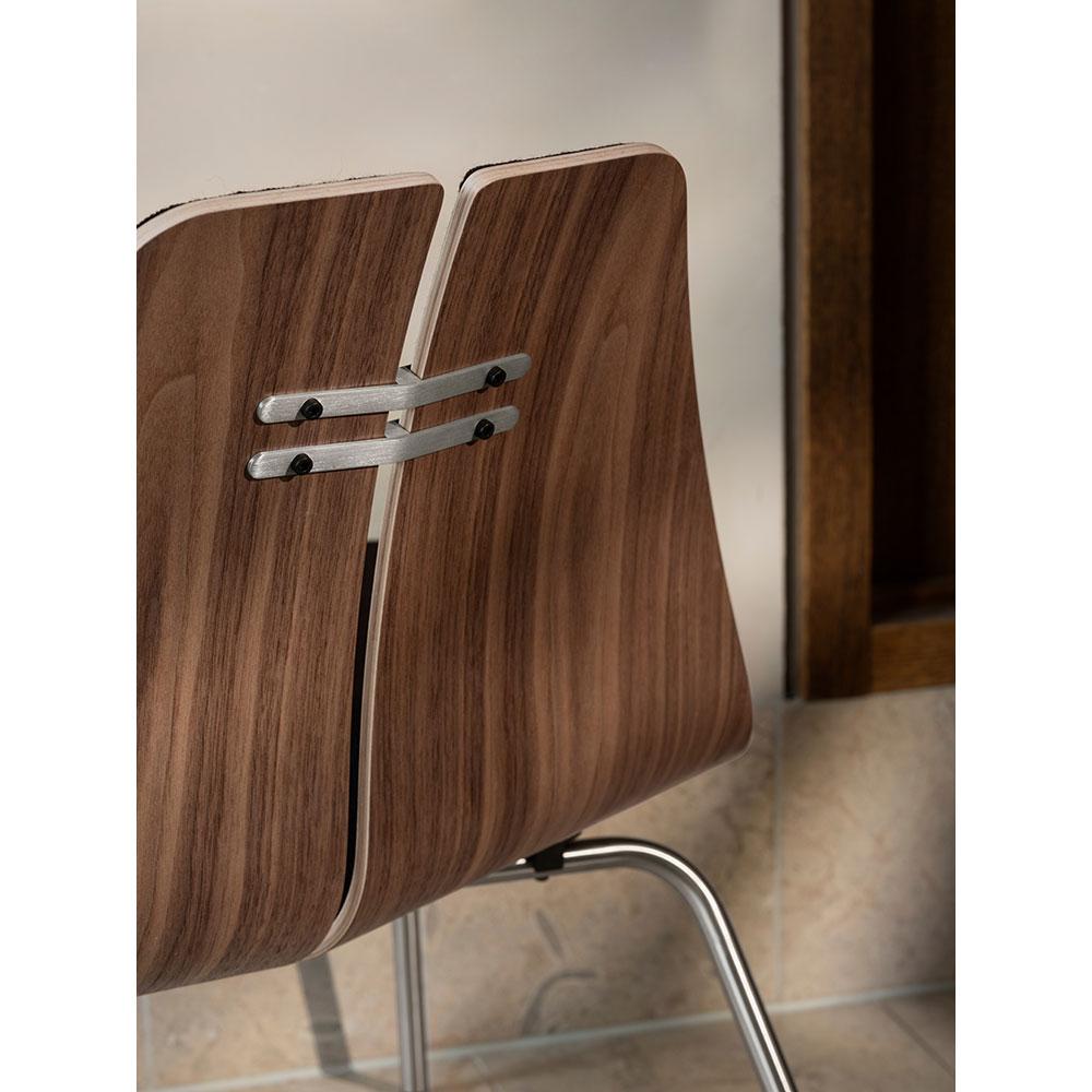 Poul Kjaerholm PK23 Stuhl Nussbaum lackiert Stahlgestell Braun 0386 Fritz Hansen (21. Jahrhundert und zeitgenössisch) im Angebot