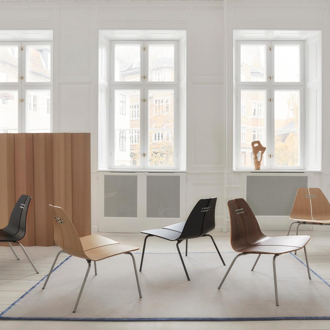 Poul Kjærholm 'PK23' Walnut and Brushed Steel Chair for Fritz Hansen For Sale 1