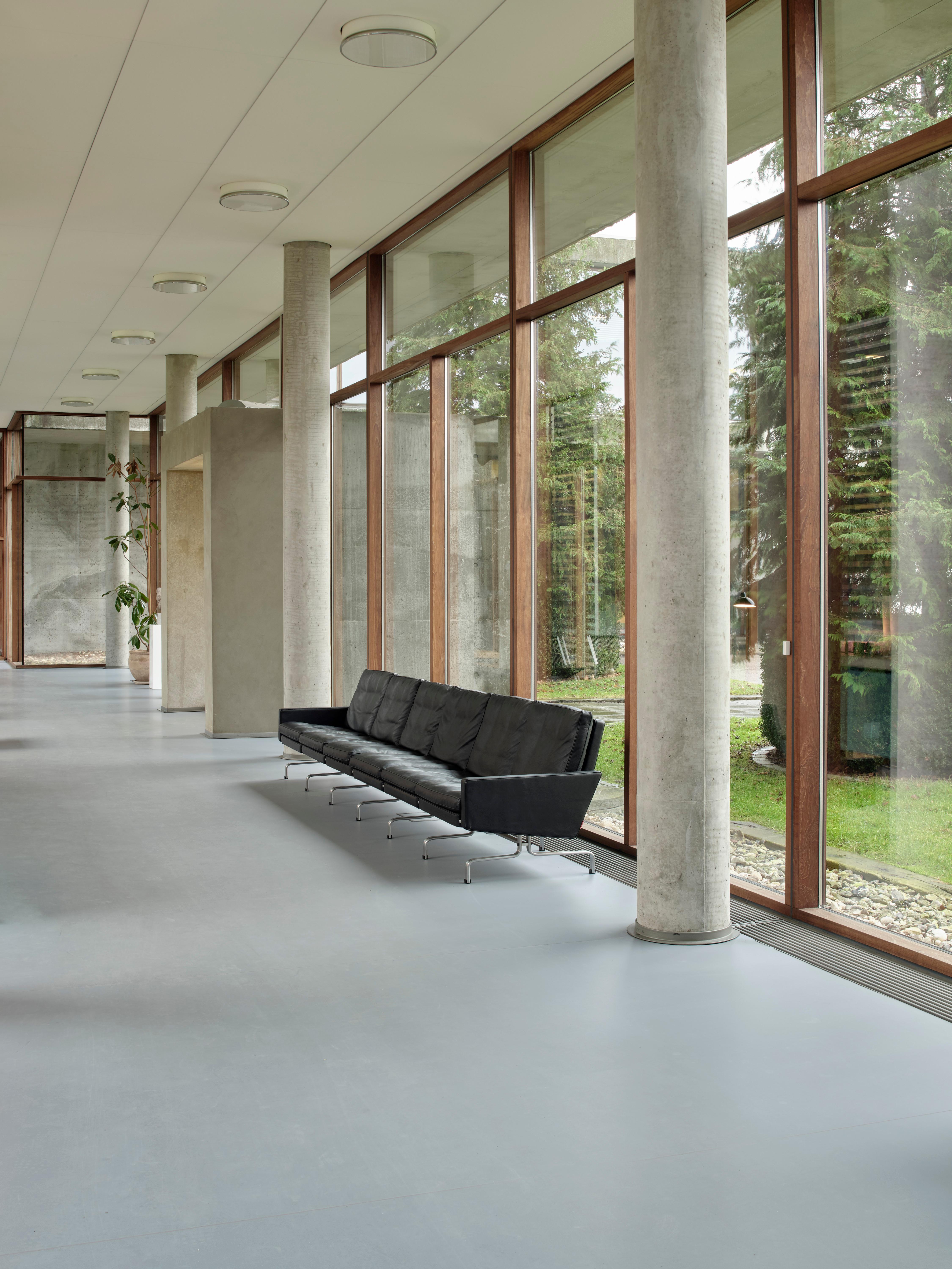 Sofá de 3 plazas Poul Kjærholm 