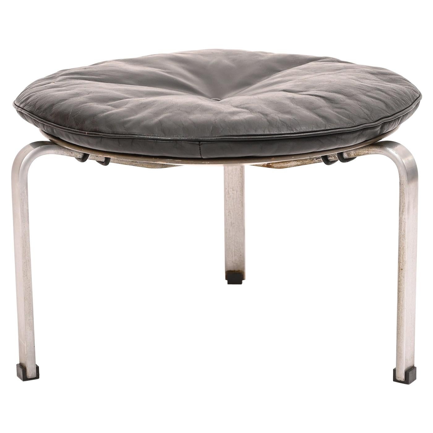Sgabello Poul Kjaerholm pk33