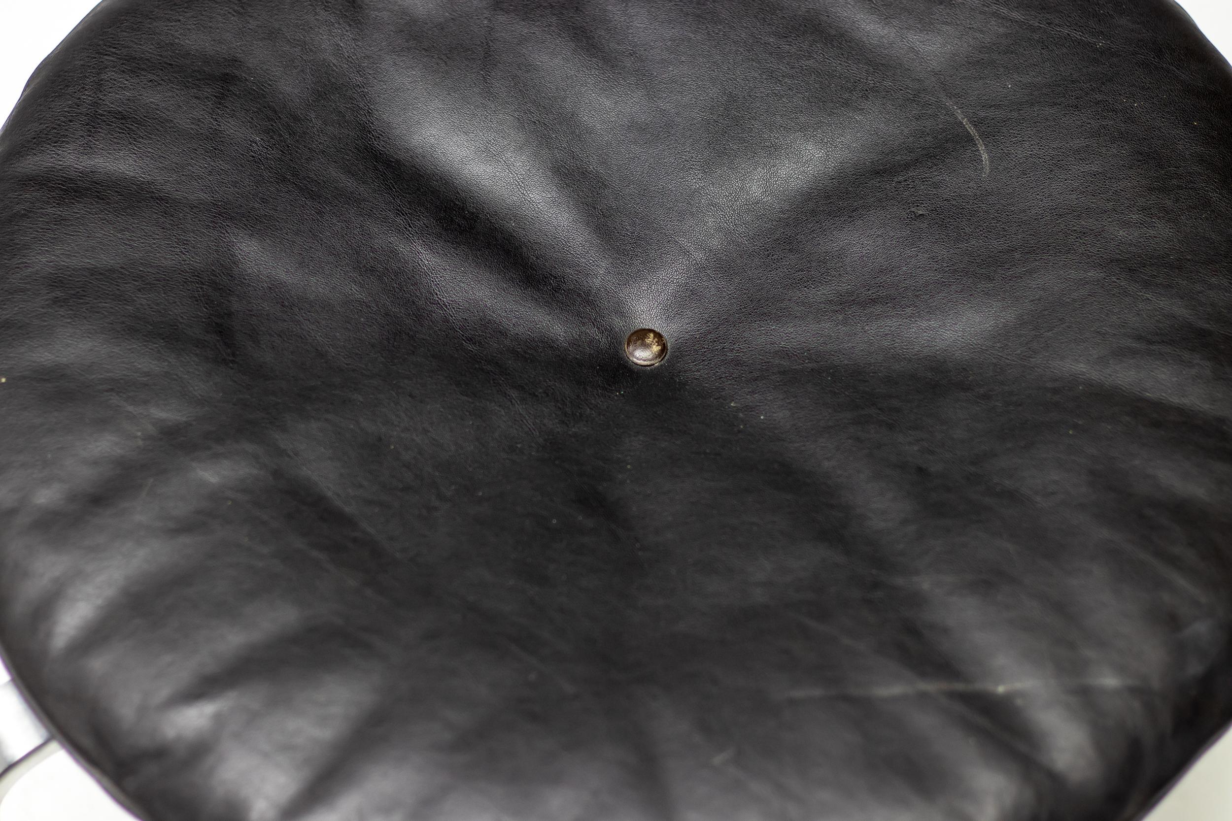 Mid-20th Century Poul Kjærholm PK33 Stool in Black Leather by E. Kold Christensen For Sale