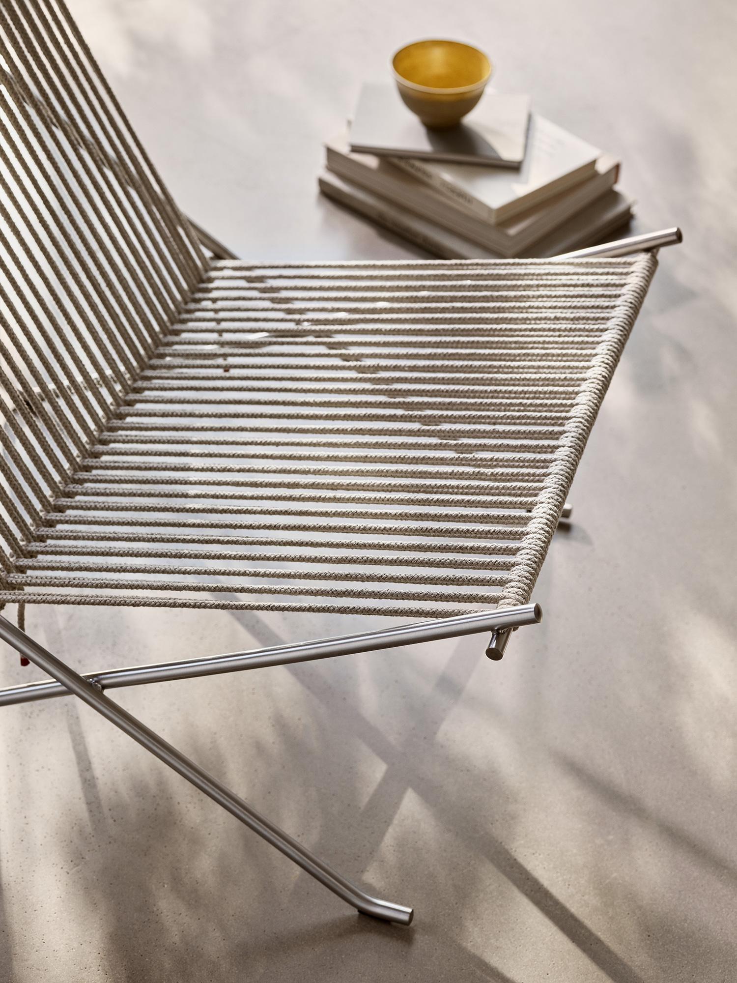 Contemporary Poul Kjærholm PK4 Lounge Chair Natural Flag Halyard Steel for Fritz Hansen For Sale