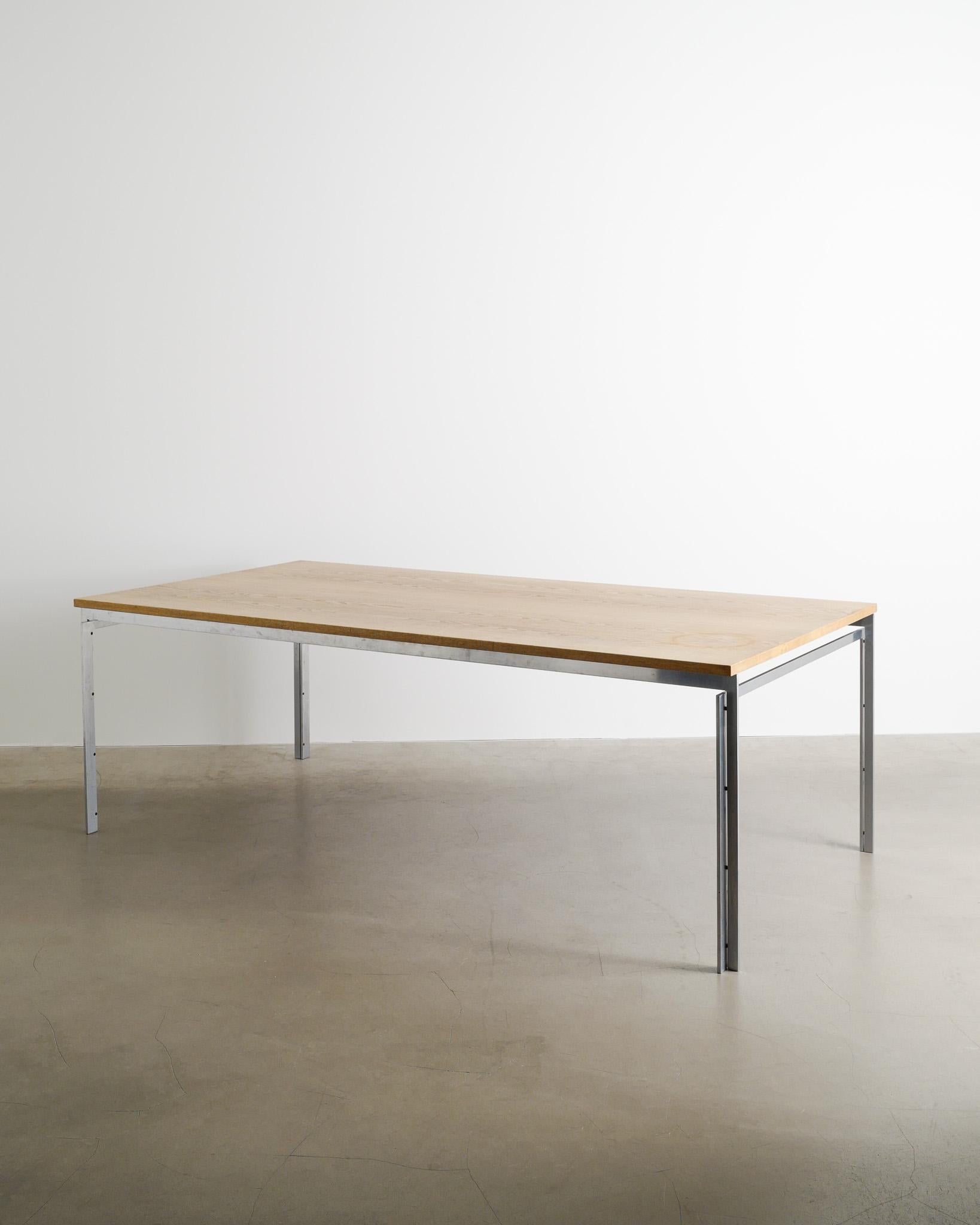 Scandinave moderne Poul Kjaerholm 