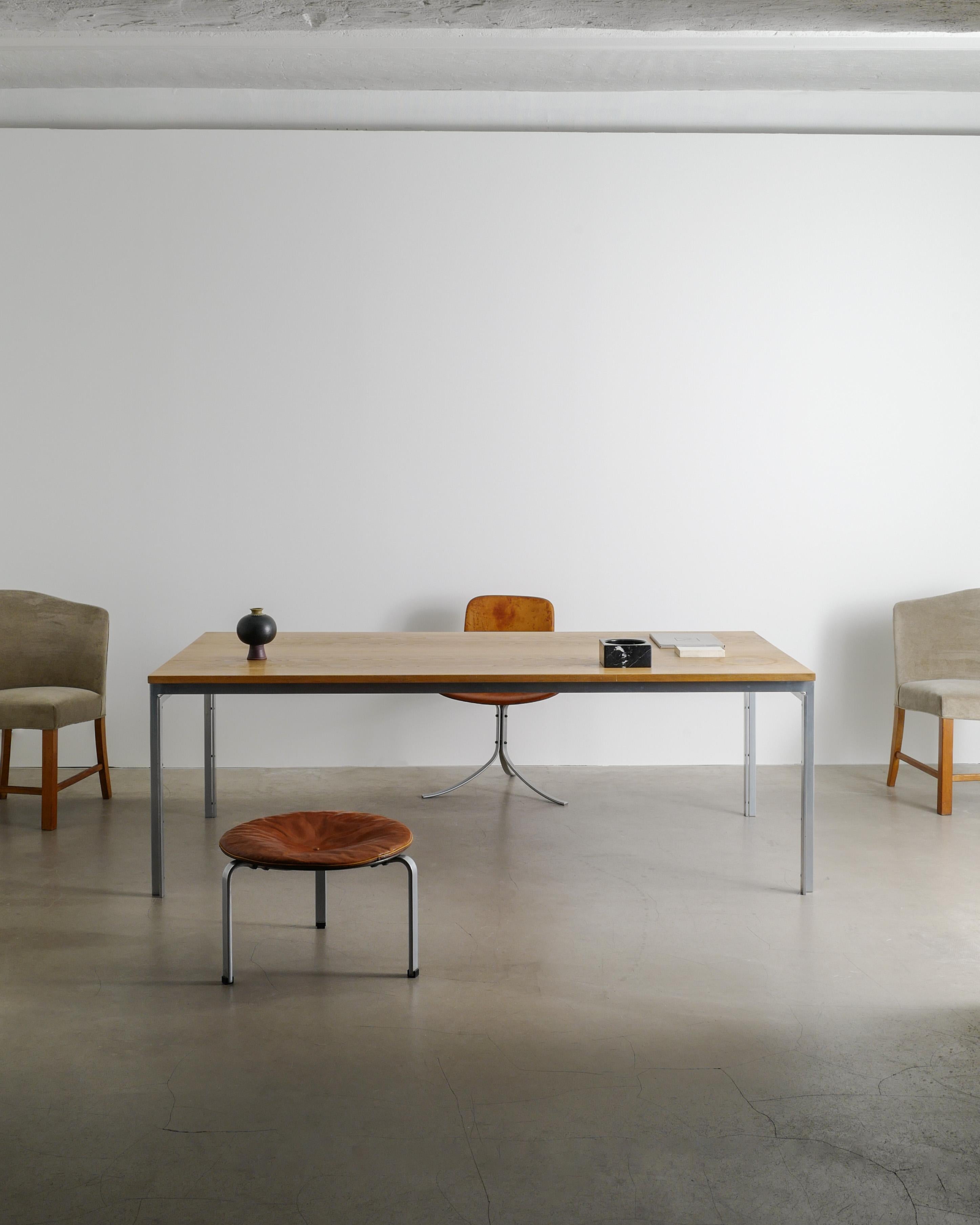 Milieu du XXe siècle Poul Kjaerholm 