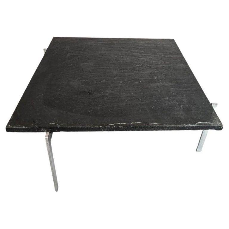 Danois Poul Kjaerholm PK61 Table basse en ardoise noire en vente
