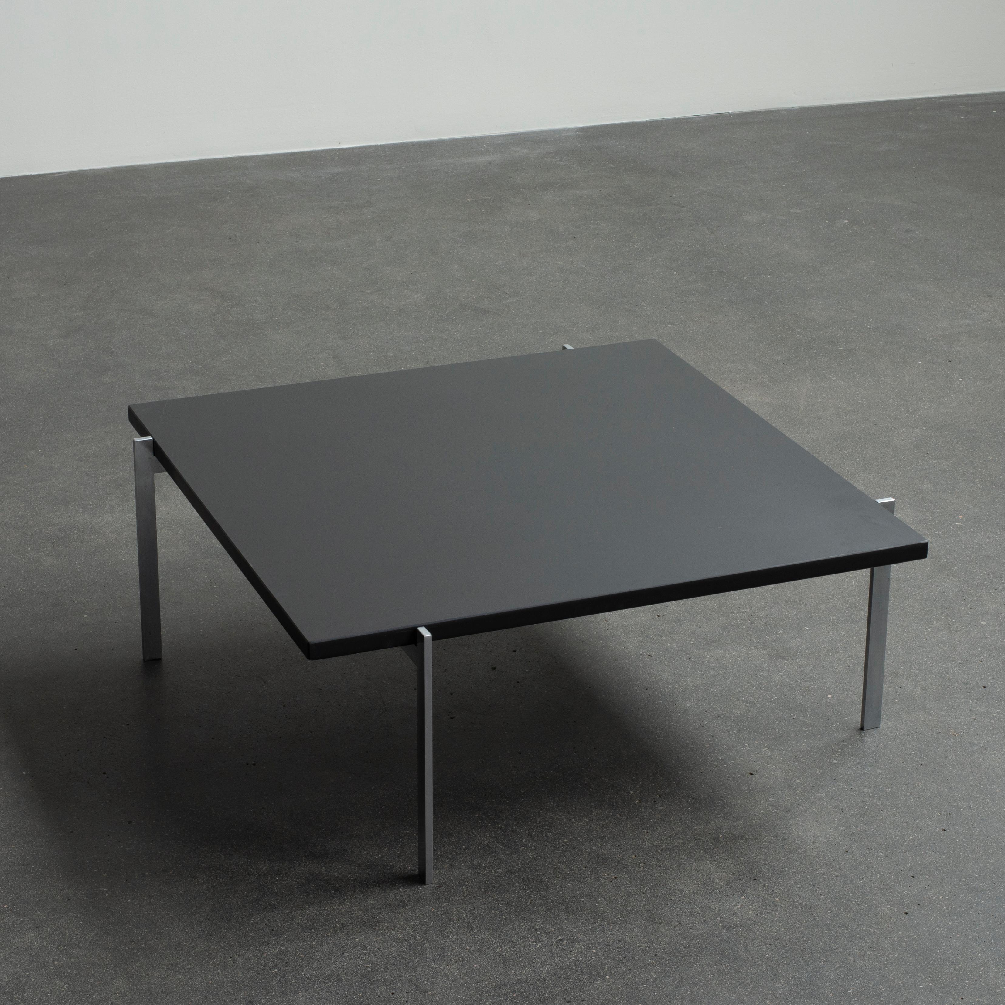 Scandinave moderne Table basse PK61 de Poul Kjaerholm pour Fritz Hansen en vente