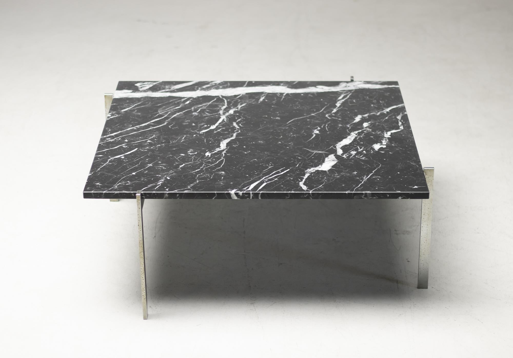 Poul Kjærholm PK61 Coffee Table in Black Marble In Fair Condition In Dronten, NL
