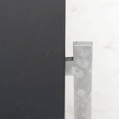 Tavolino Poul Kjærholm PK61 con piano in ardesia nera