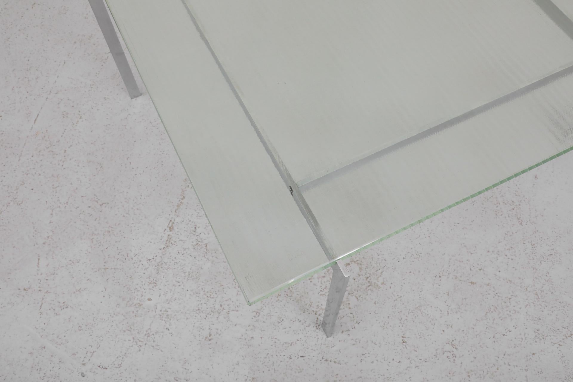 Poul Kjaerholm PK61 inspirierter Couchtisch aus Chrom und Glas im Angebot 3