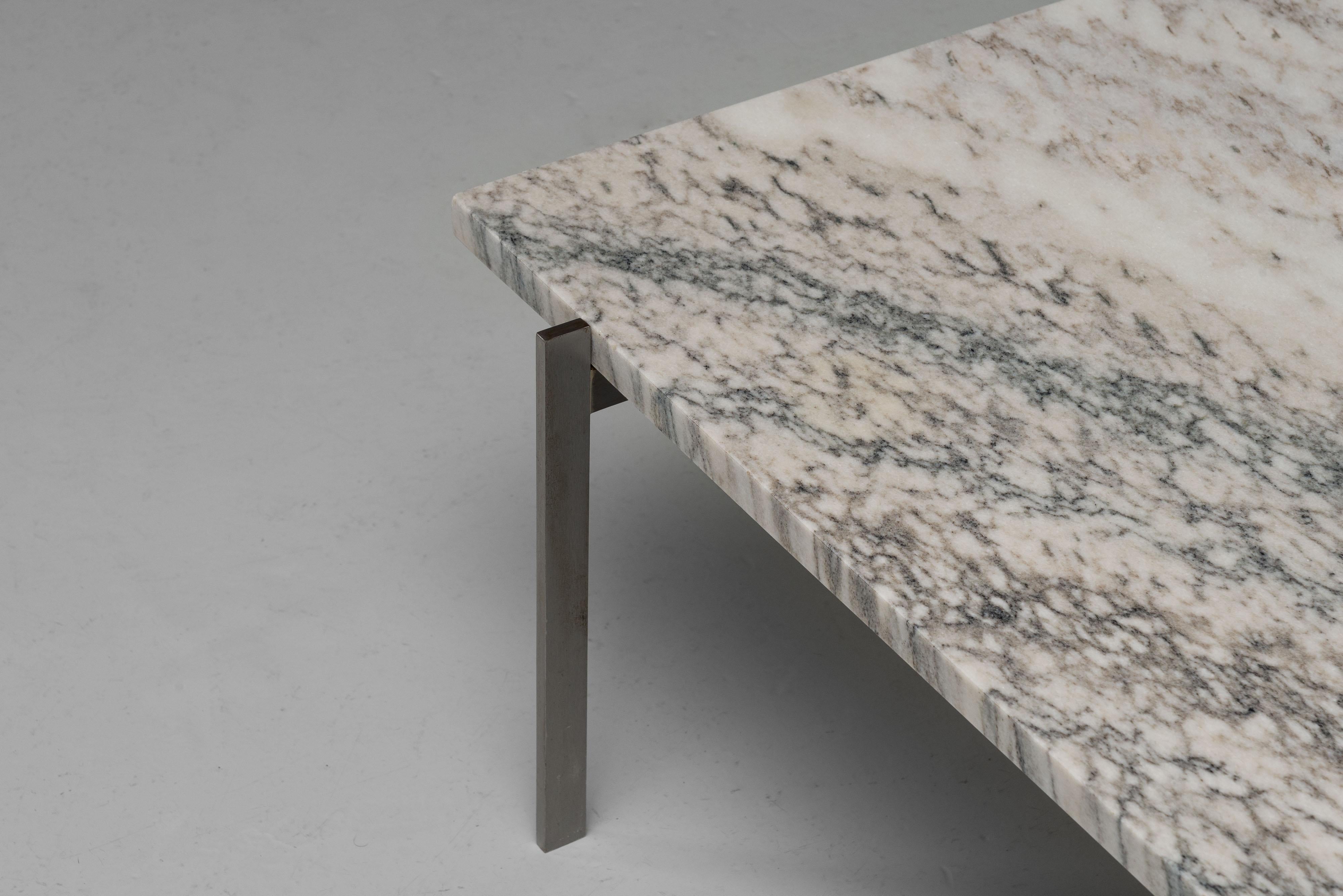 Acier inoxydable Poul Kjaerholm PK61 table en marbre du Groenland EKC Danemark 1956 en vente
