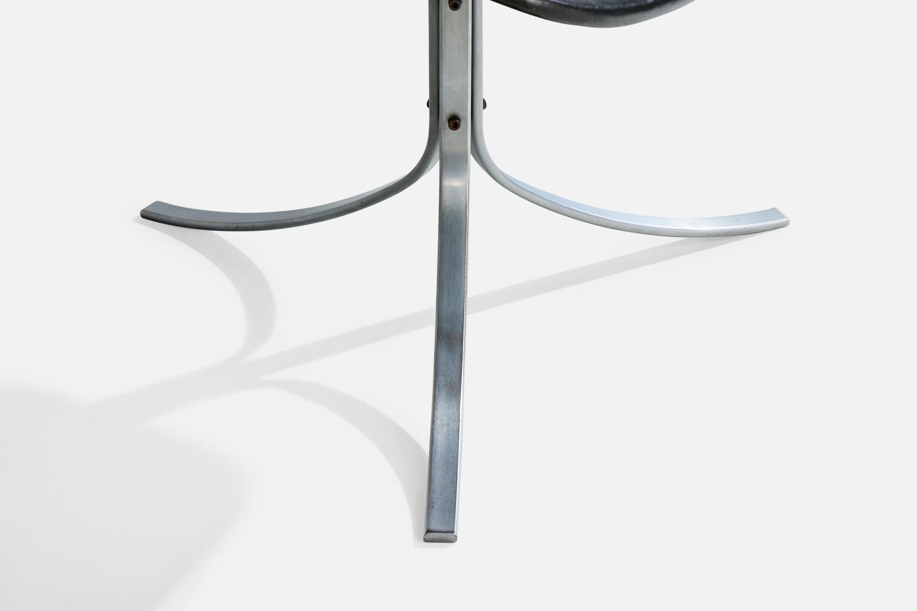 Poul Kjærholm, chaise d'appoint, acier, cuir, Danemark, années 1960 en vente 5