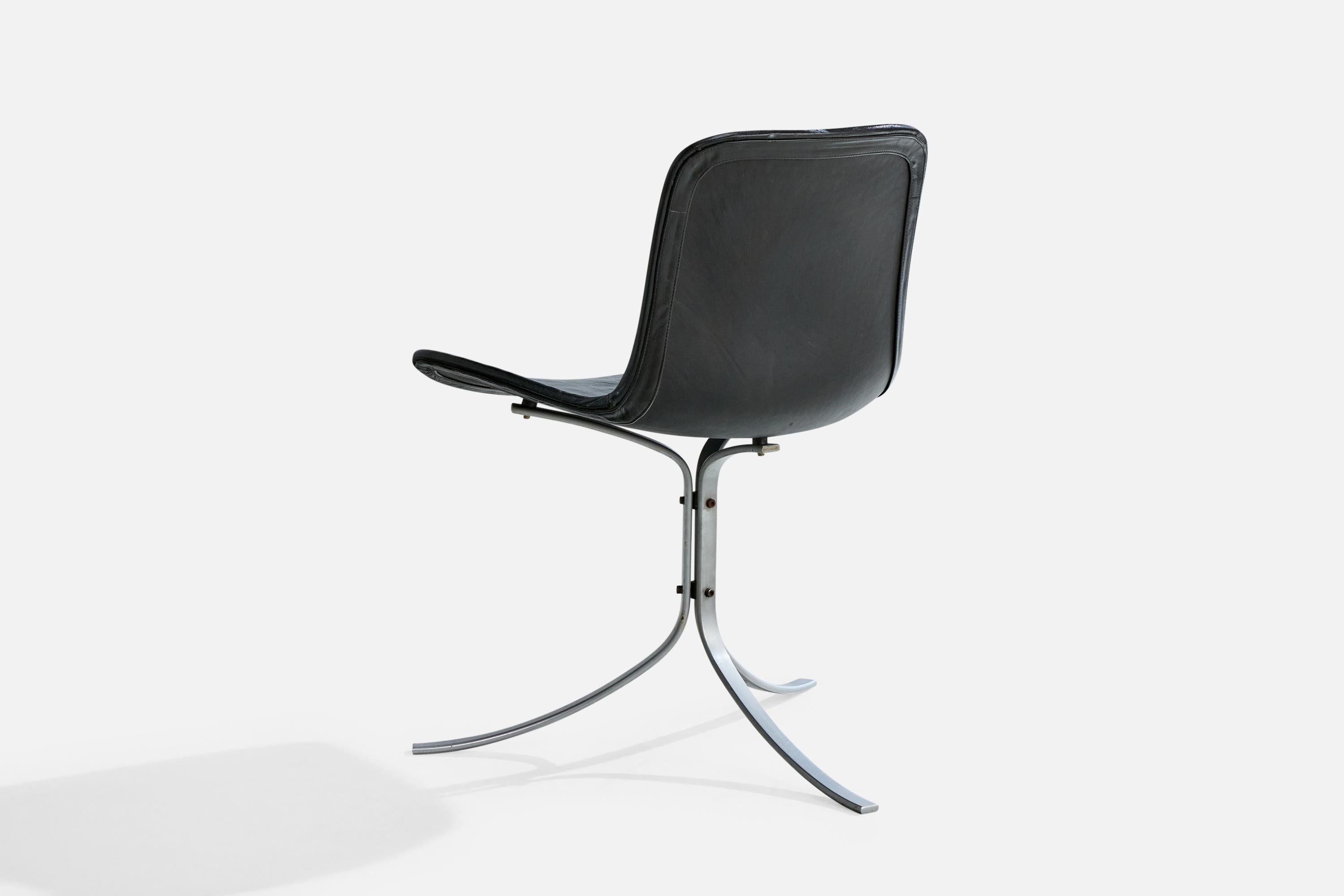 Poul Kjærholm, chaise d'appoint, acier, cuir, Danemark, années 1960 Bon état - En vente à High Point, NC