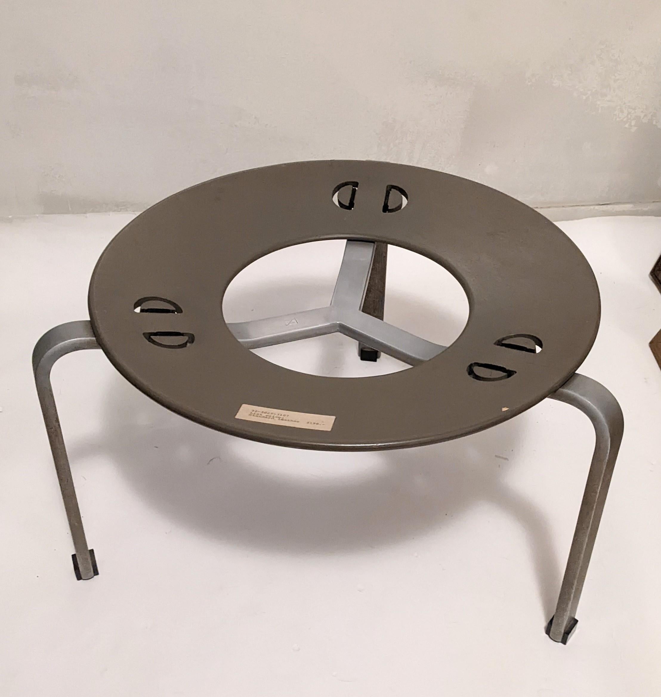 Poul Kjærholm Stool Pk-33 by E. Kold Christensen, Denmark 3