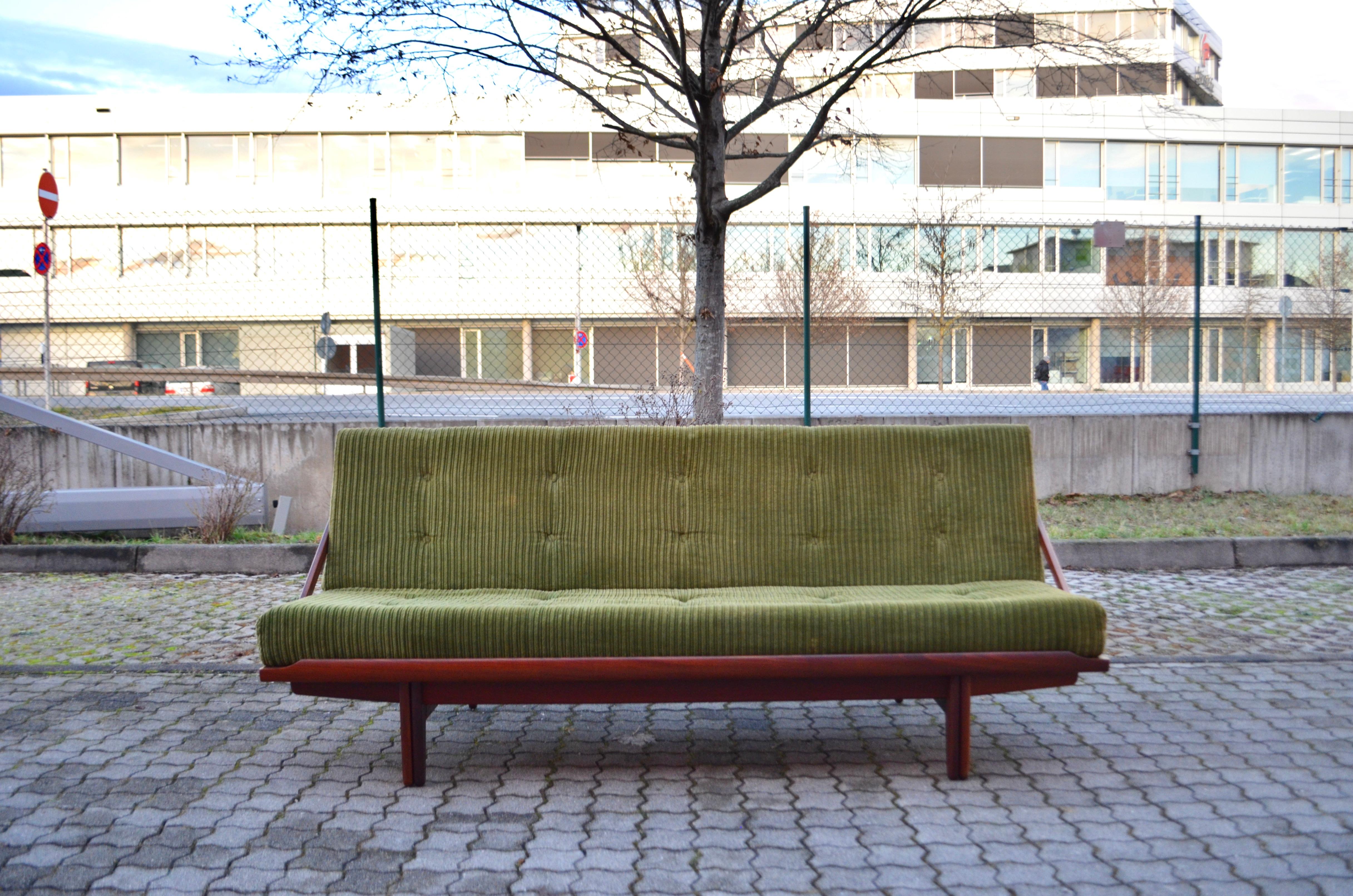 Poul M Volther Daybed Sofa Model 981 DIVA by Frem Røjle, Teak 60ties green cord For Sale 8