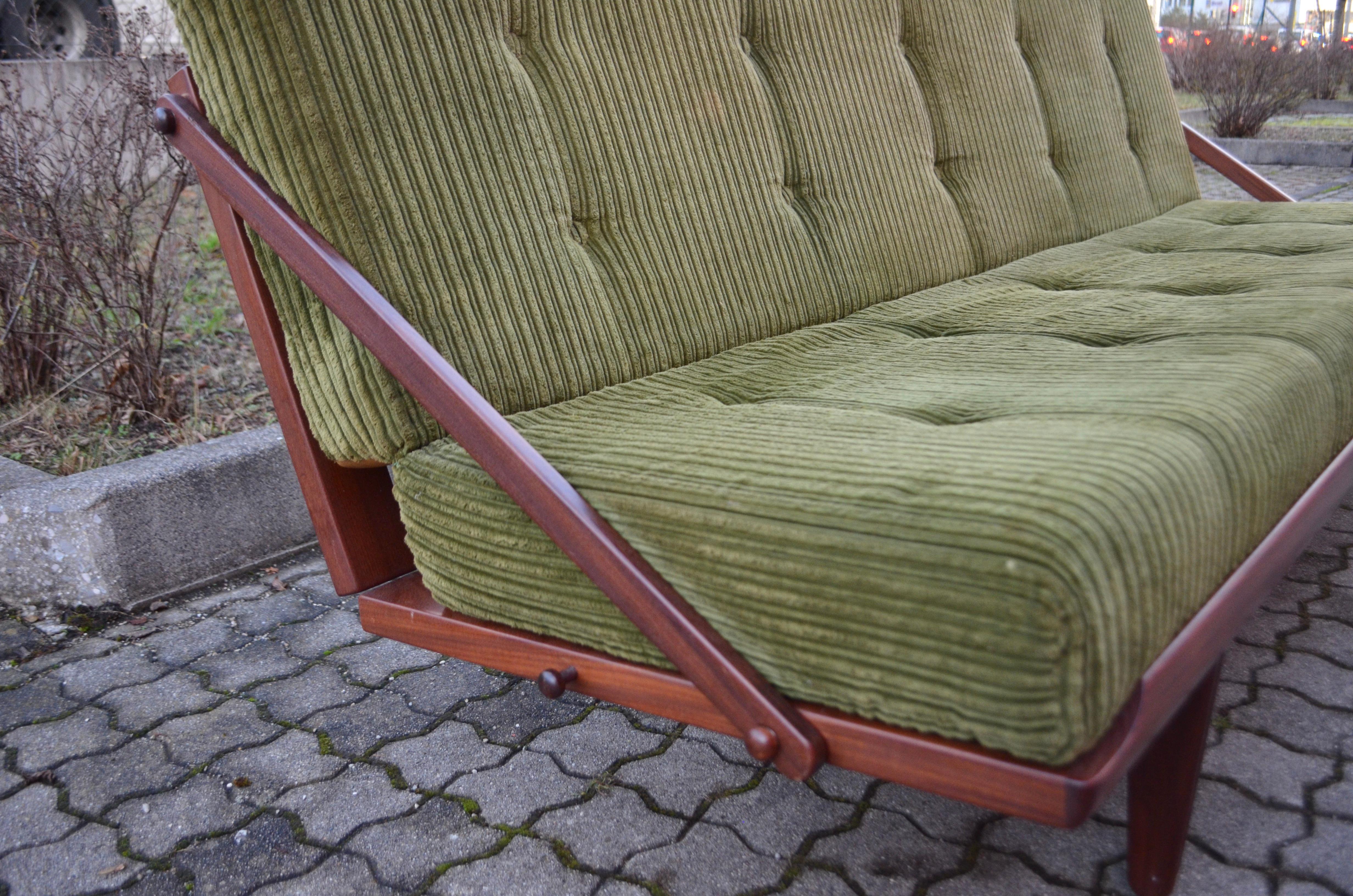 Poul M Volther Daybed Sofa Modell 981 DIVA von Frem Røjle, Teak 60ties grüner Cord (Stoff) im Angebot