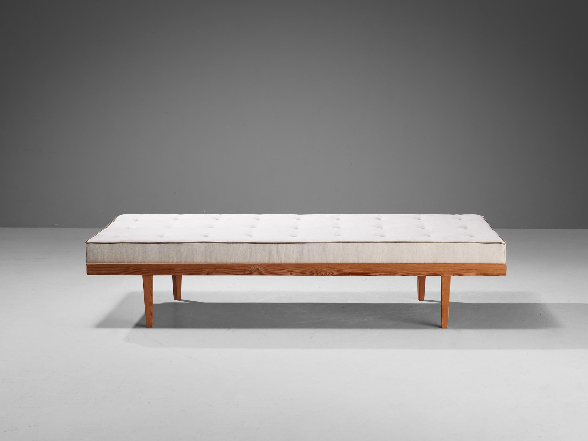 Scandinavian Modern Poul M. Volther for FDB Møbler Daybed in Pine