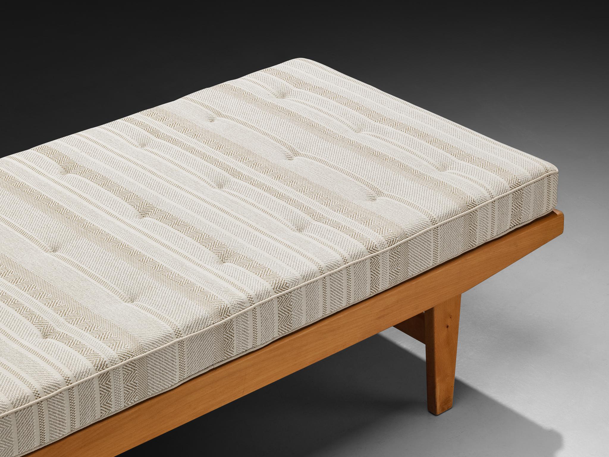Poul M. Volther für FDB Møbler Daybed in Wood im Angebot 2