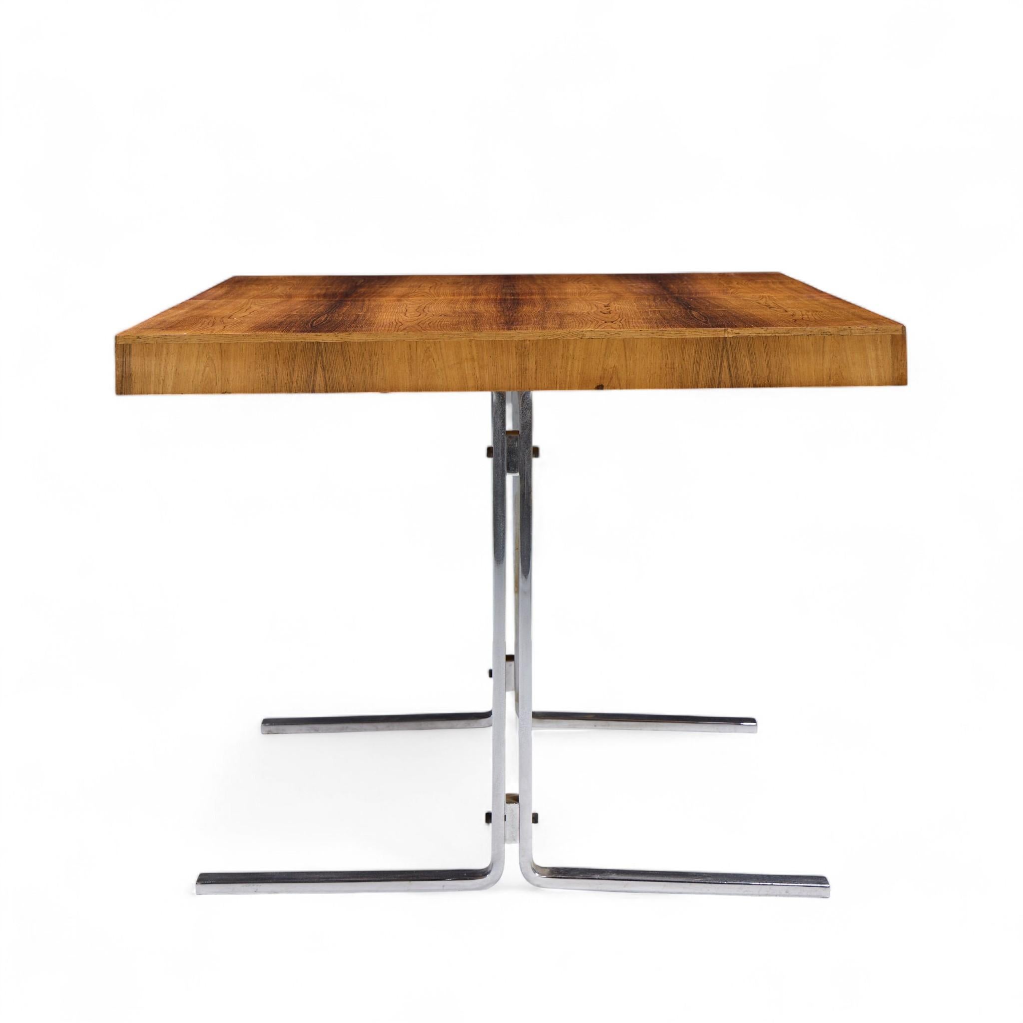 Poul Norreklit Georg Petersens MCM Table danoise en palissandre chromé à feuilles cachées Bon état - En vente à Franklin Park, IL