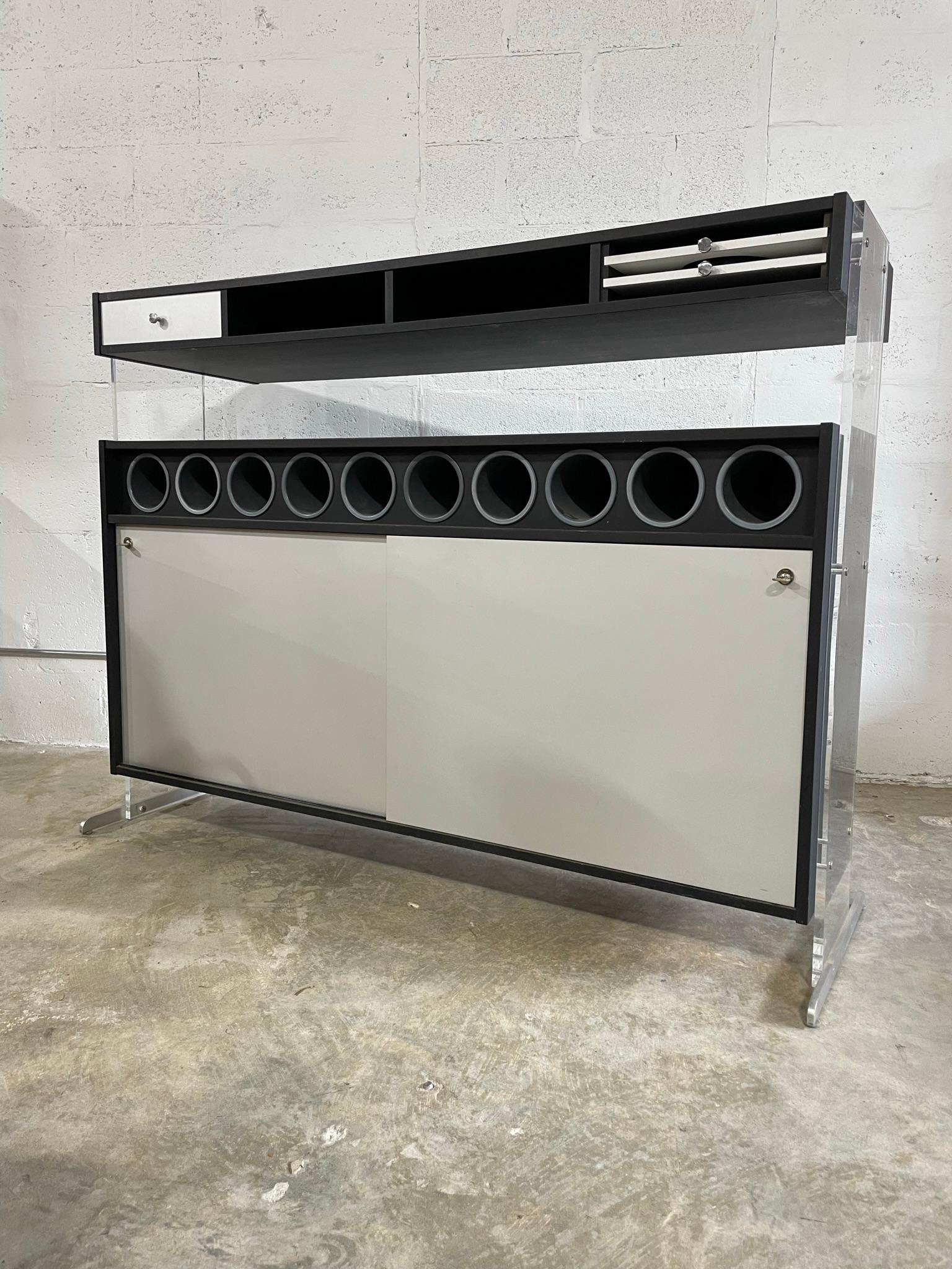 Ère spatiale Poul Nørreklit pour Georg Petersens Mobelfabrik Freedstanding Bar
