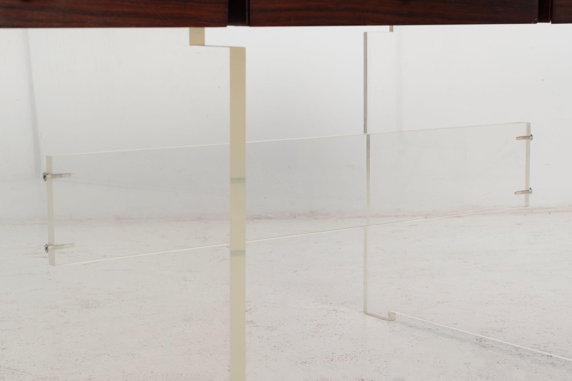 Bureau de direction en palissandre et lucite pour Sigurd Hansen, Danemark, années 1960 en vente 4