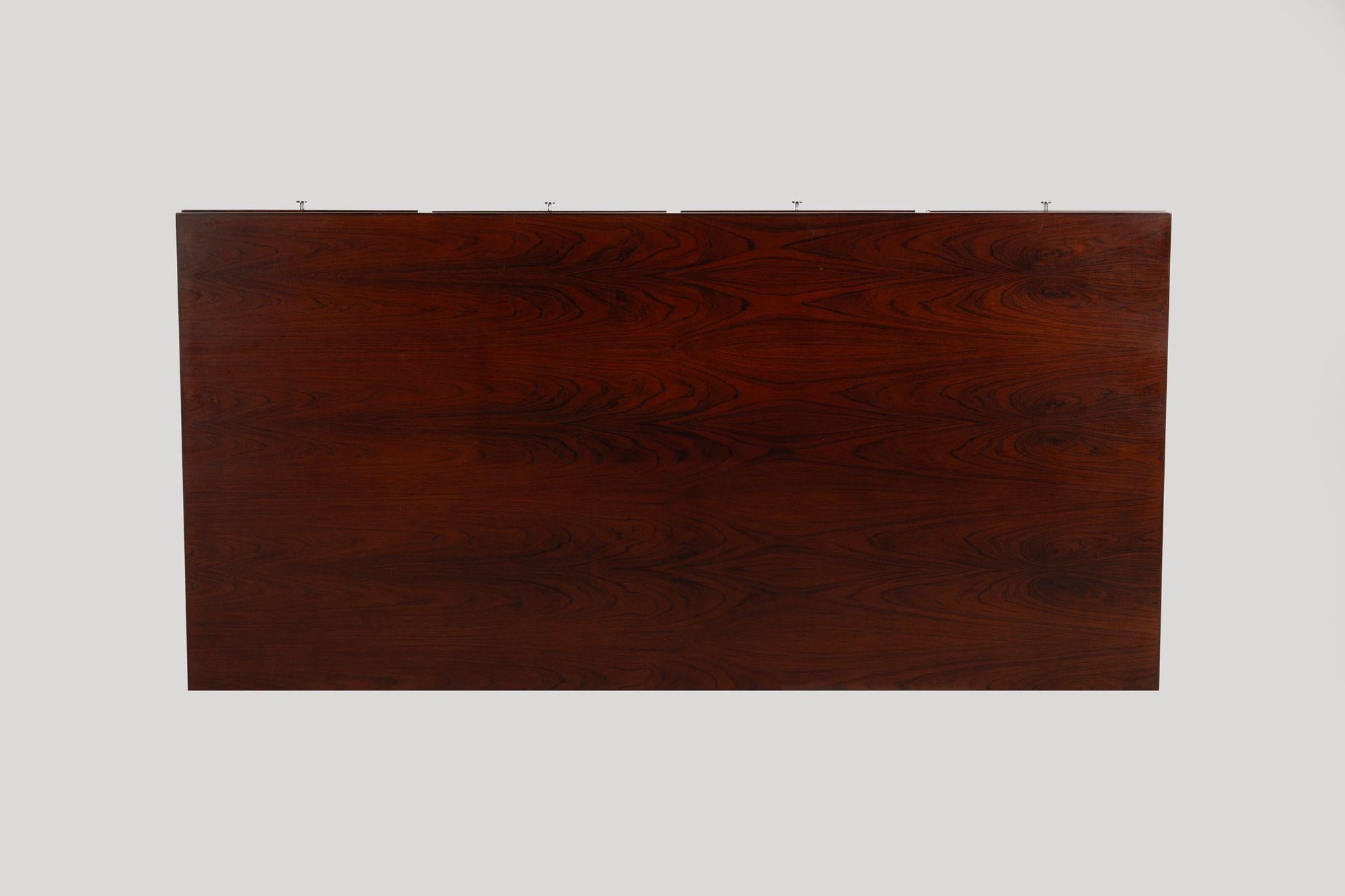 Bureau de direction en palissandre et lucite pour Sigurd Hansen, Danemark, années 1960 en vente 11